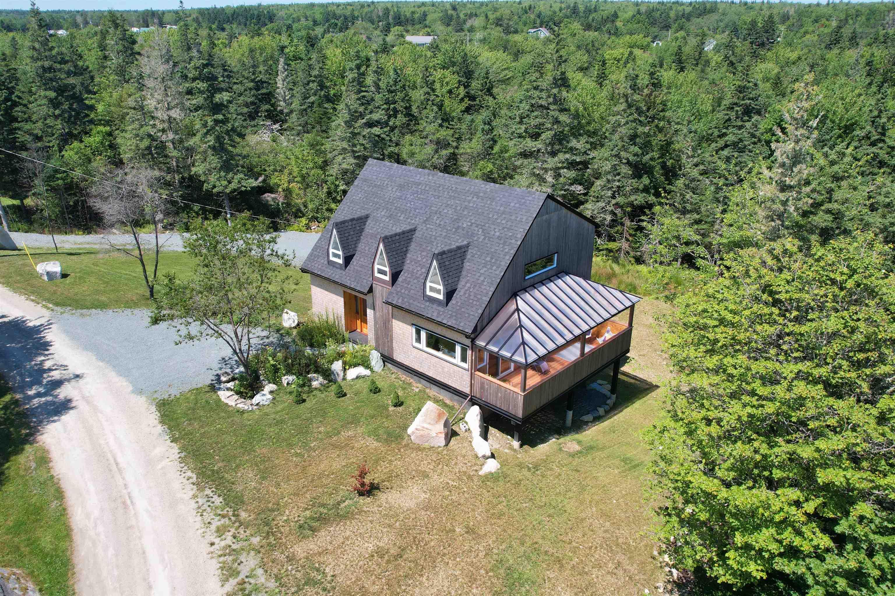 $575,000.00: 51 Everetts Way, Hunts Point