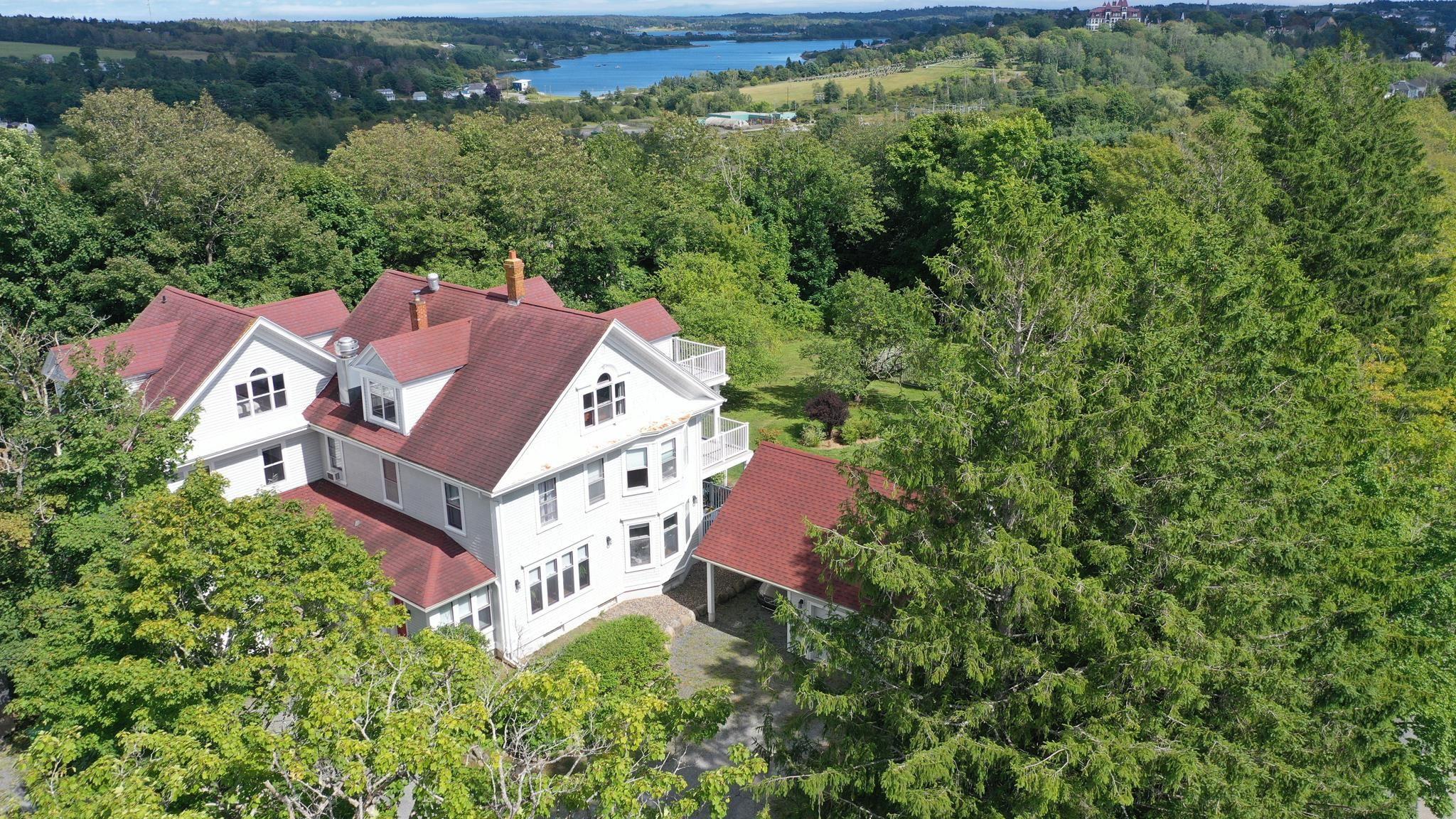 $1,199,000.00: 216 Dufferin Street, Lunenburg