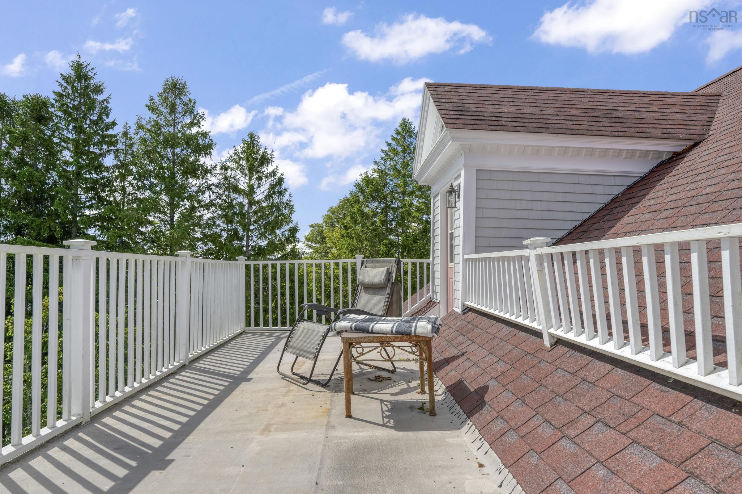 $1,199,000.00: 216 Dufferin Street, Lunenburg