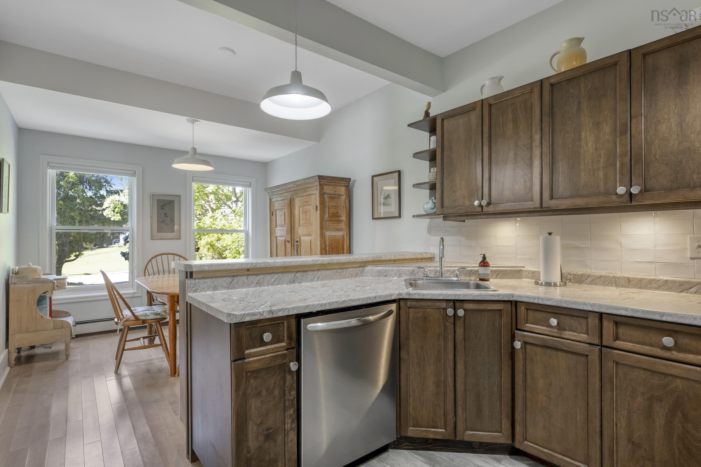 $1,199,000.00: 216 Dufferin Street, Lunenburg