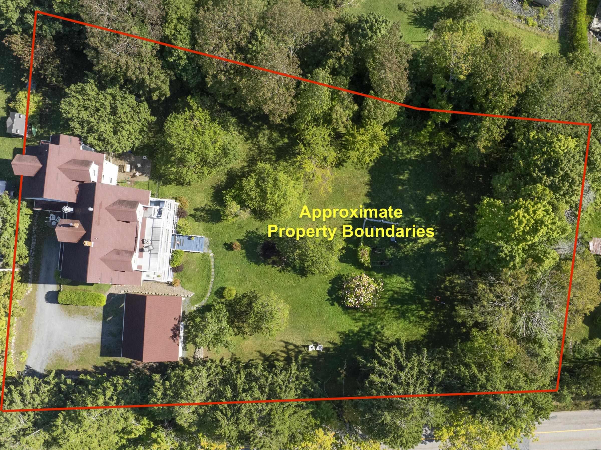 $1,199,000.00: 216 Dufferin Street, Lunenburg