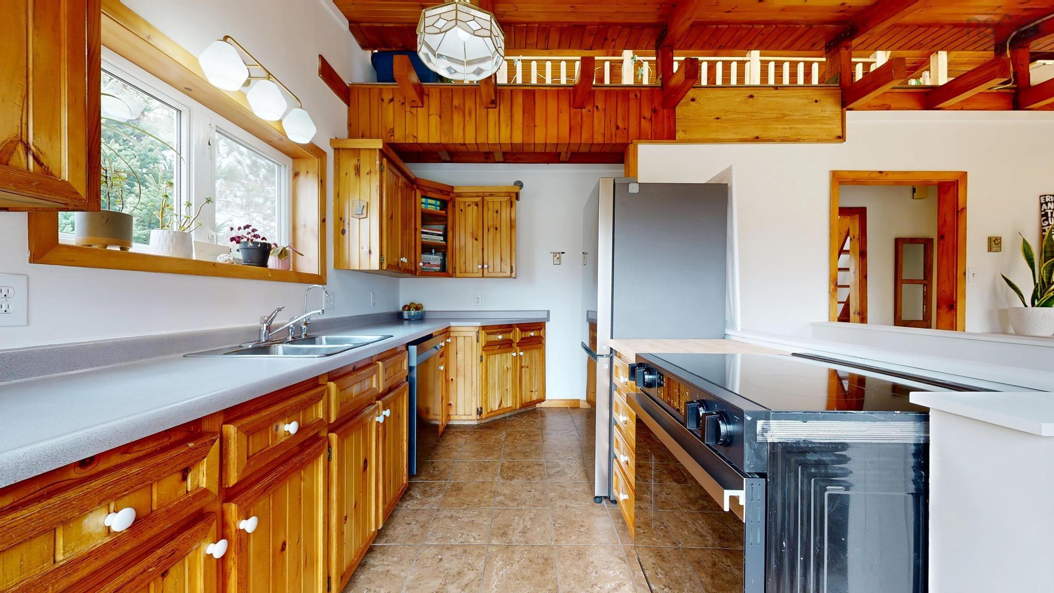 $575,000.00: 12 Whynacht Cove Road, Heckmans Island