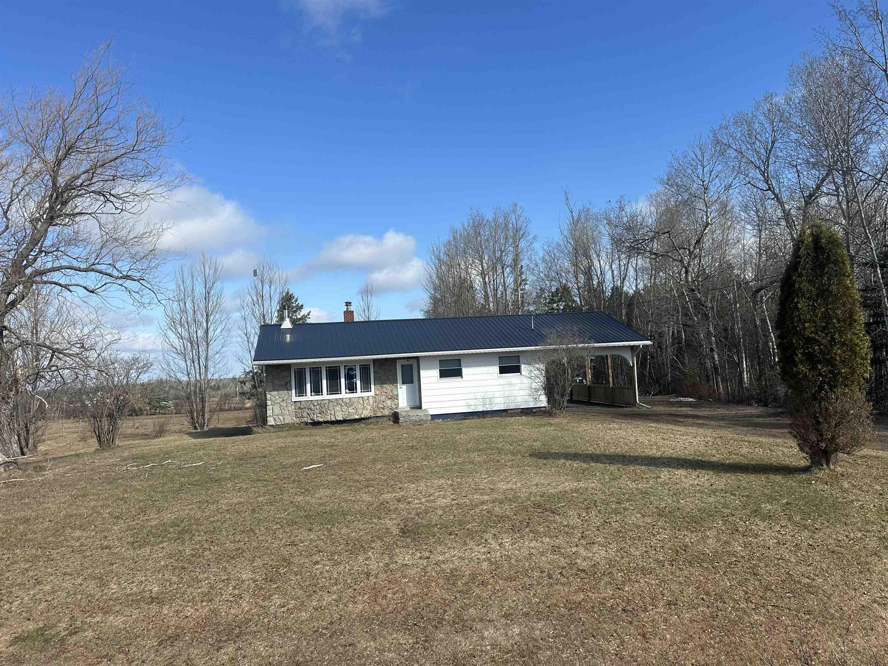 $399,900.00: 12407 Highway 4, Wentworth