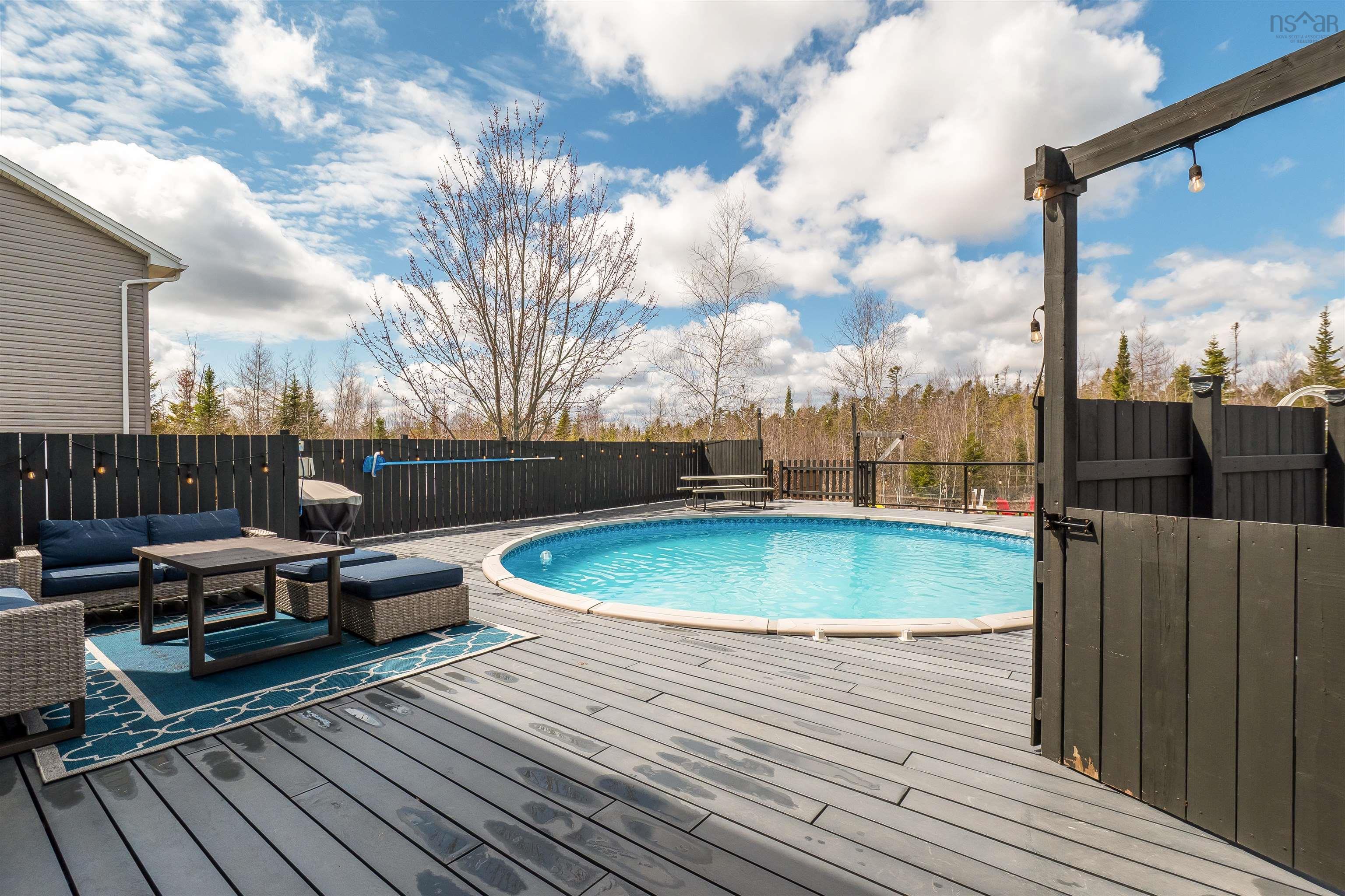 $719,900.00: 19 Acorn Avenue, Lantz