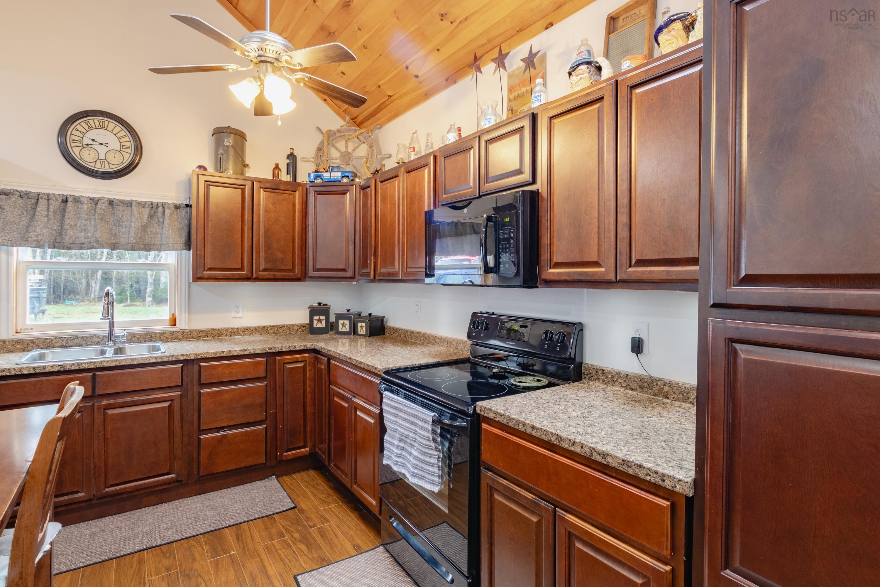 $354,900.00: 1170 Highway 340, South Ohio