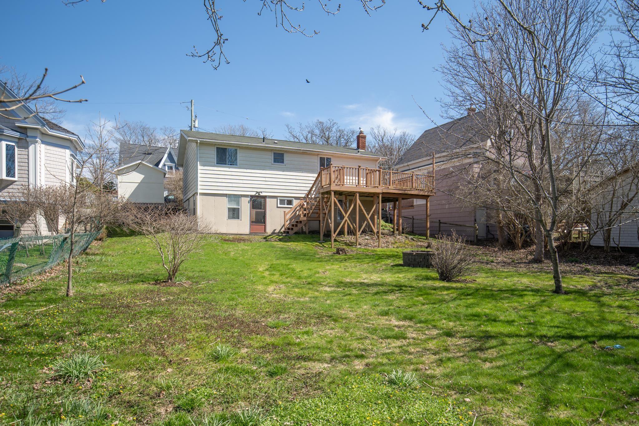 $339,900.00: 5 Whipple Street, Yarmouth