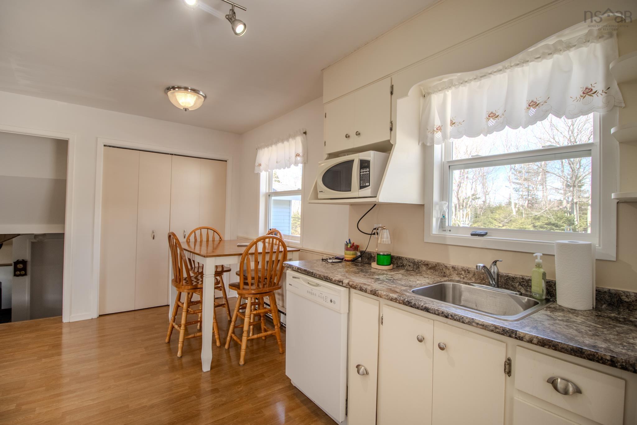 $389,000.00: 1194 Keltic Drive, North West Arm