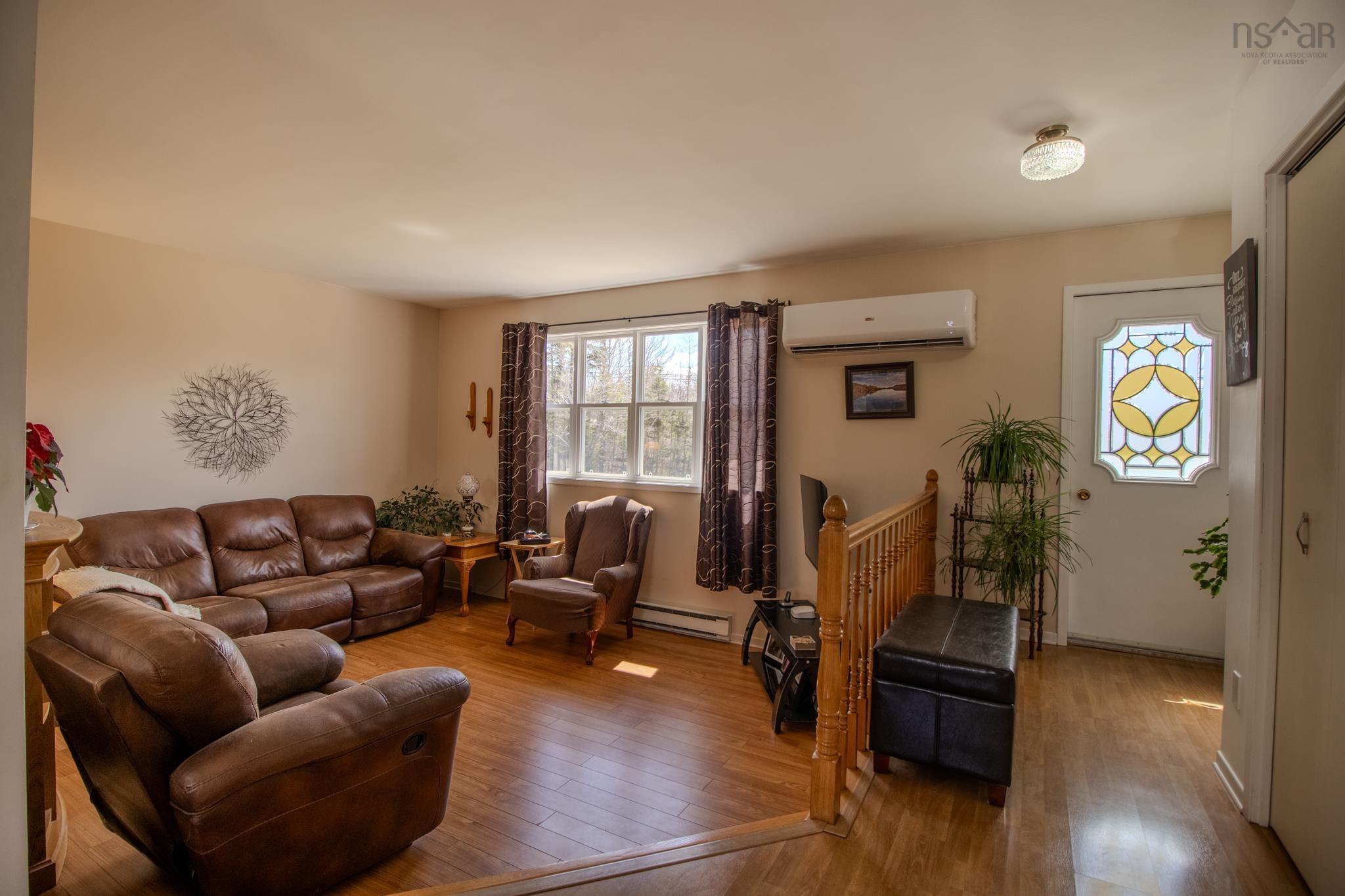 $389,000.00: 1194 Keltic Drive, North West Arm