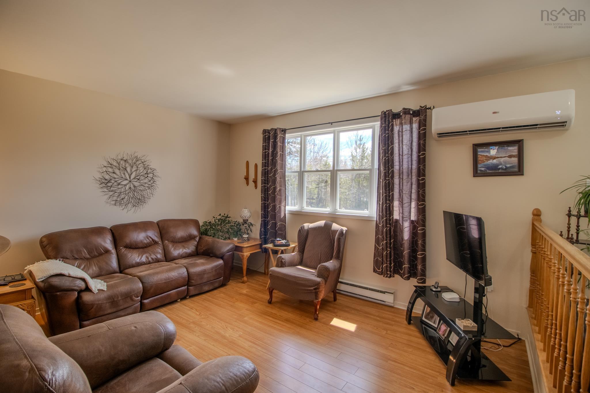 $389,000.00: 1194 Keltic Drive, North West Arm