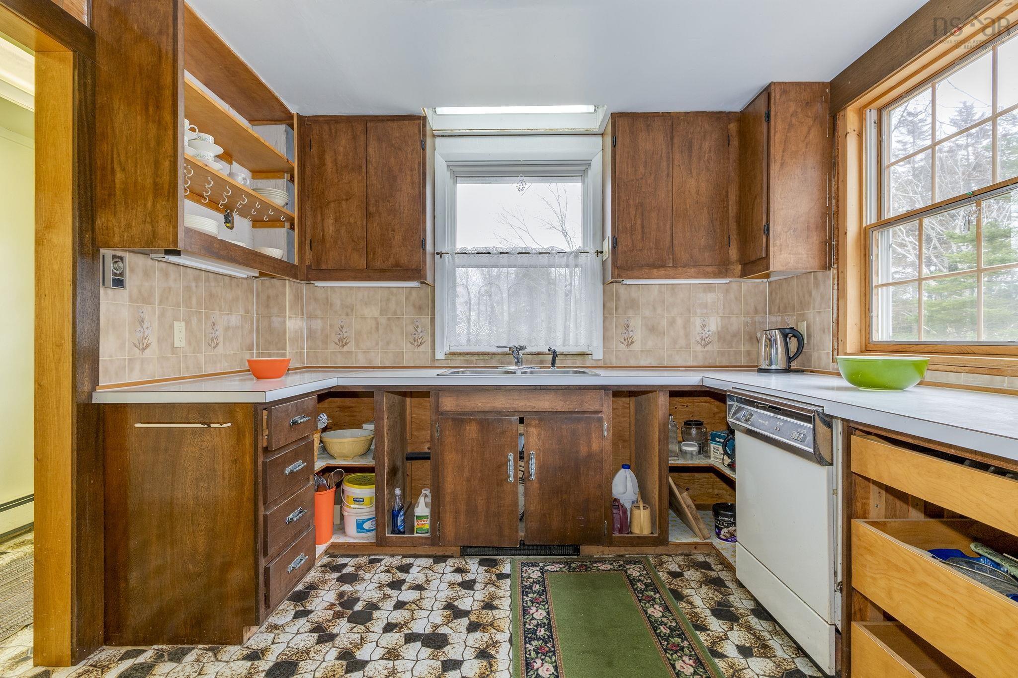 $625,000.00: 78 Arnold Drive, Fall River