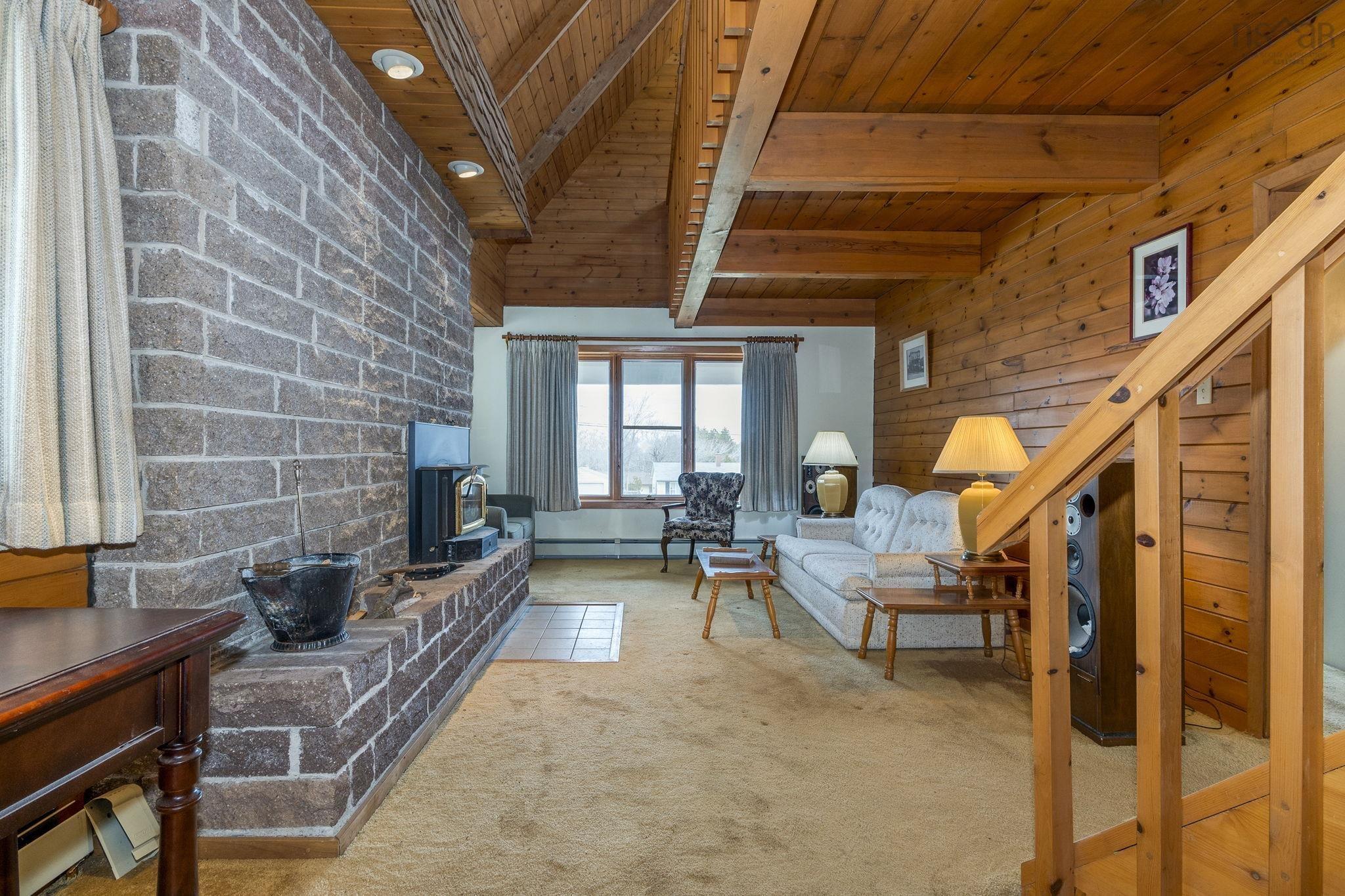 $625,000.00: 78 Arnold Drive, Fall River