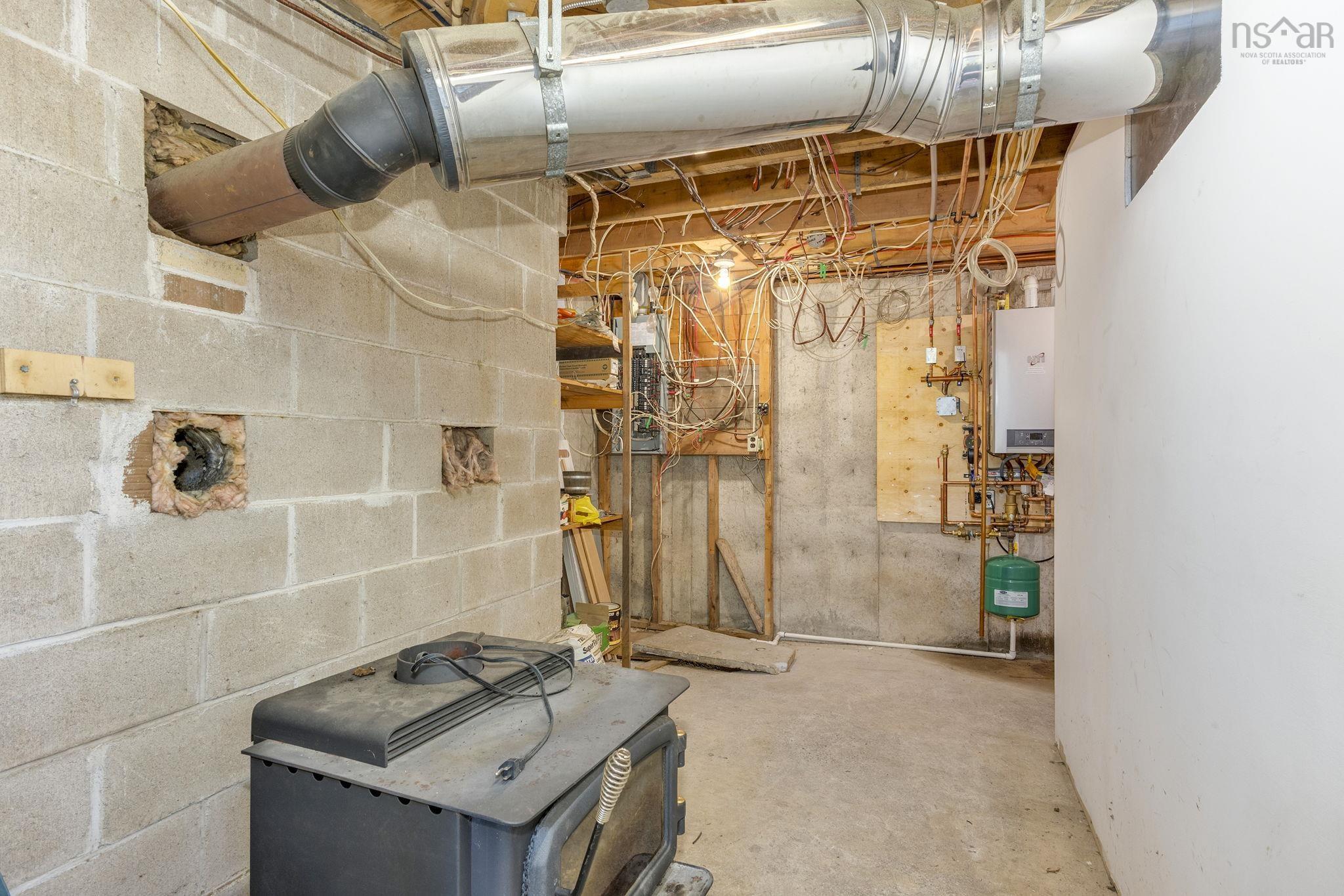 $625,000.00: 78 Arnold Drive, Fall River