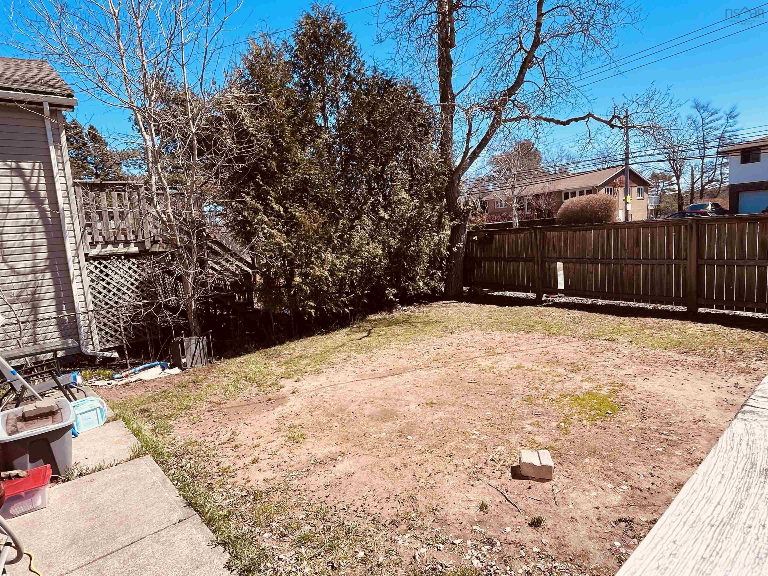 $599,900.00: A B 86 Williams Lake Road, Armdale