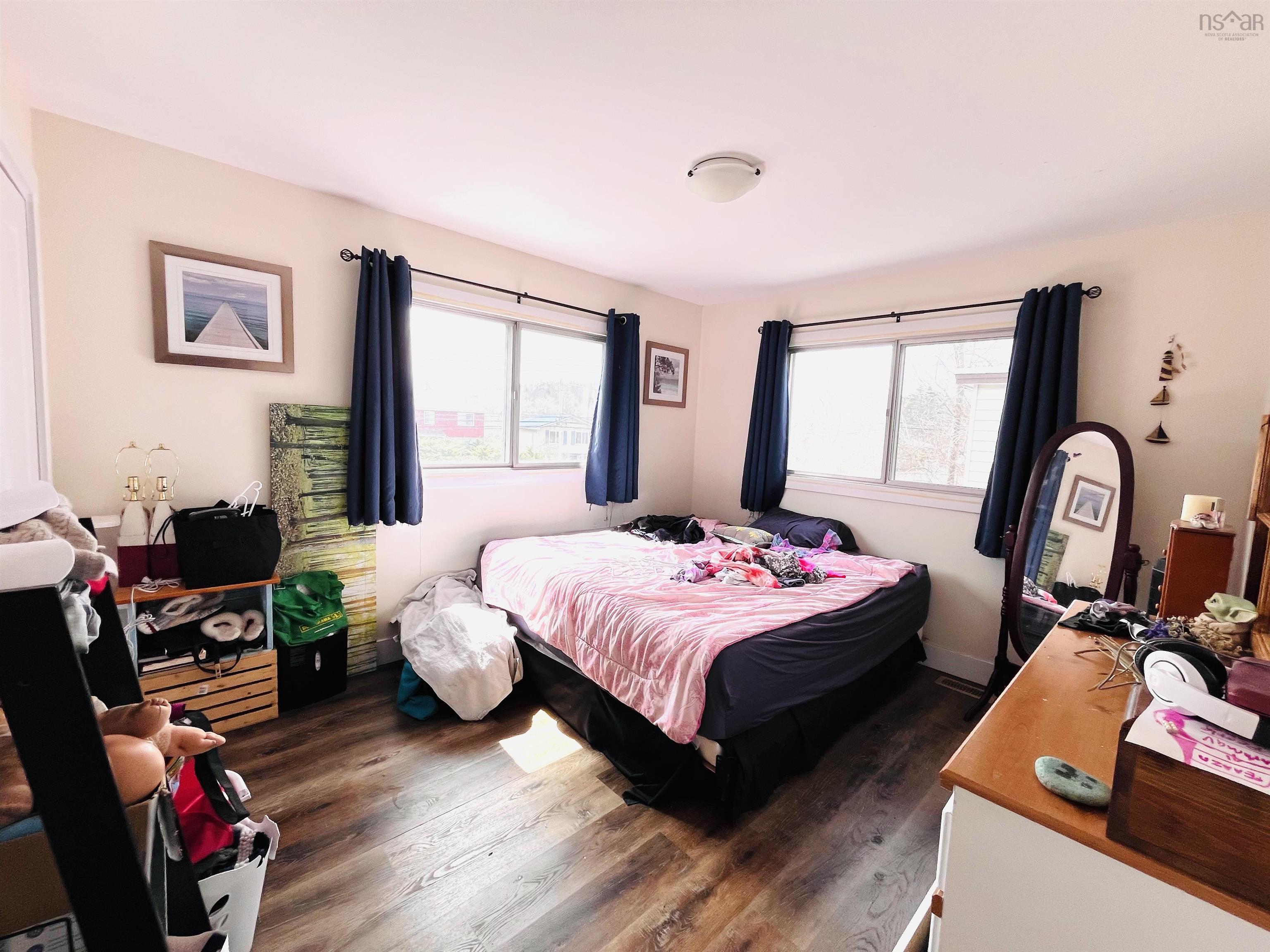 $599,900.00: A B 86 Williams Lake Road, Armdale