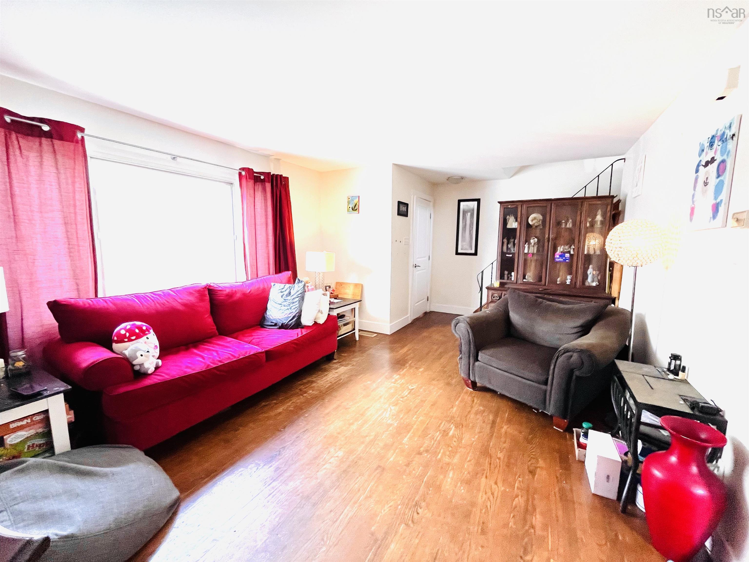 $599,900.00: A B 86 Williams Lake Road, Armdale