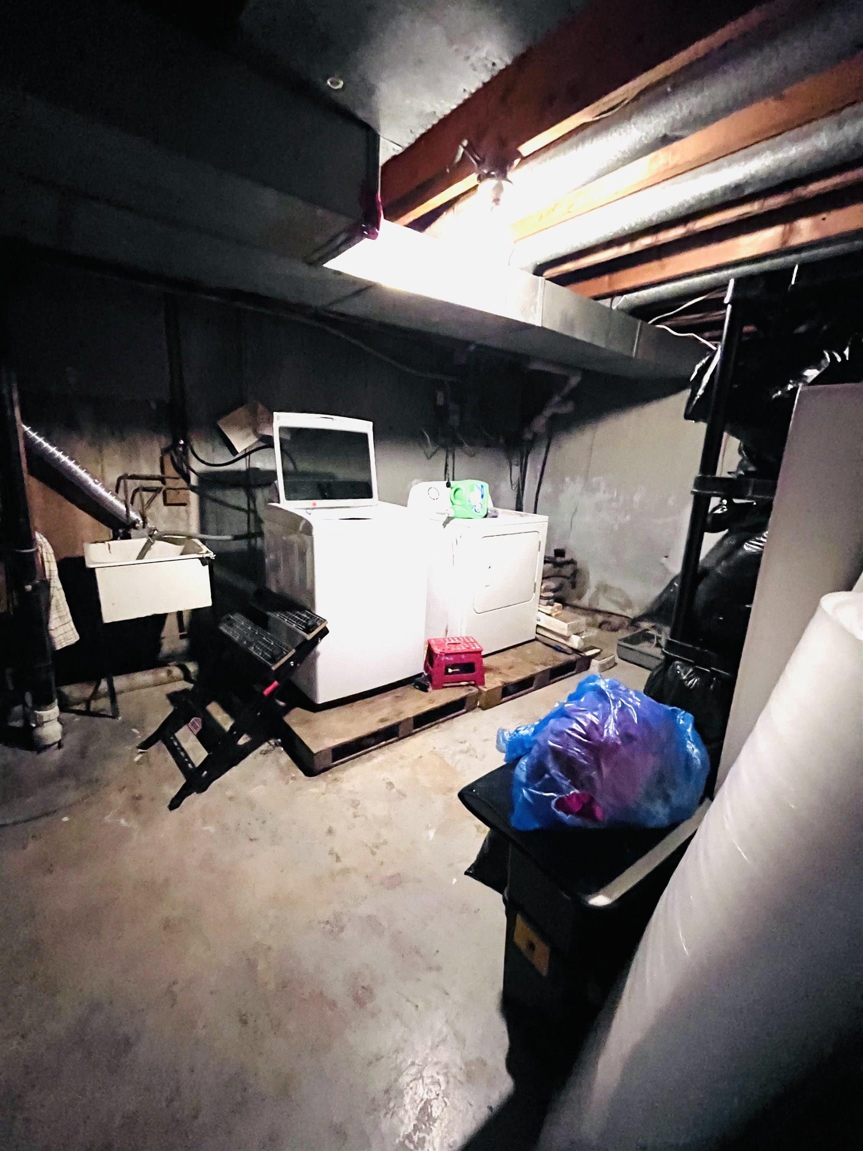 $599,900.00: A B 86 Williams Lake Road, Armdale