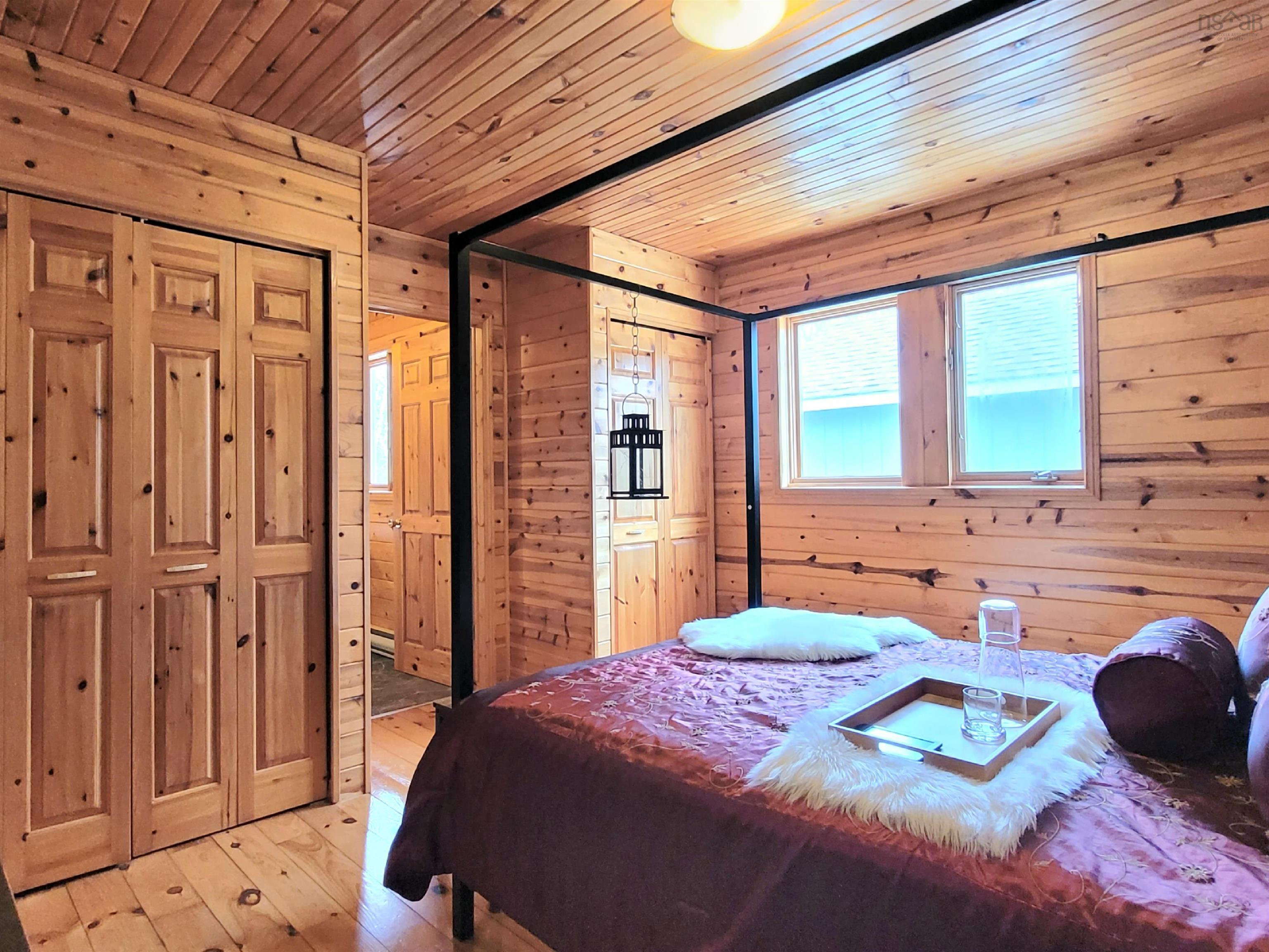 $330,000.00: 57 Somerset Drive, East Sable River