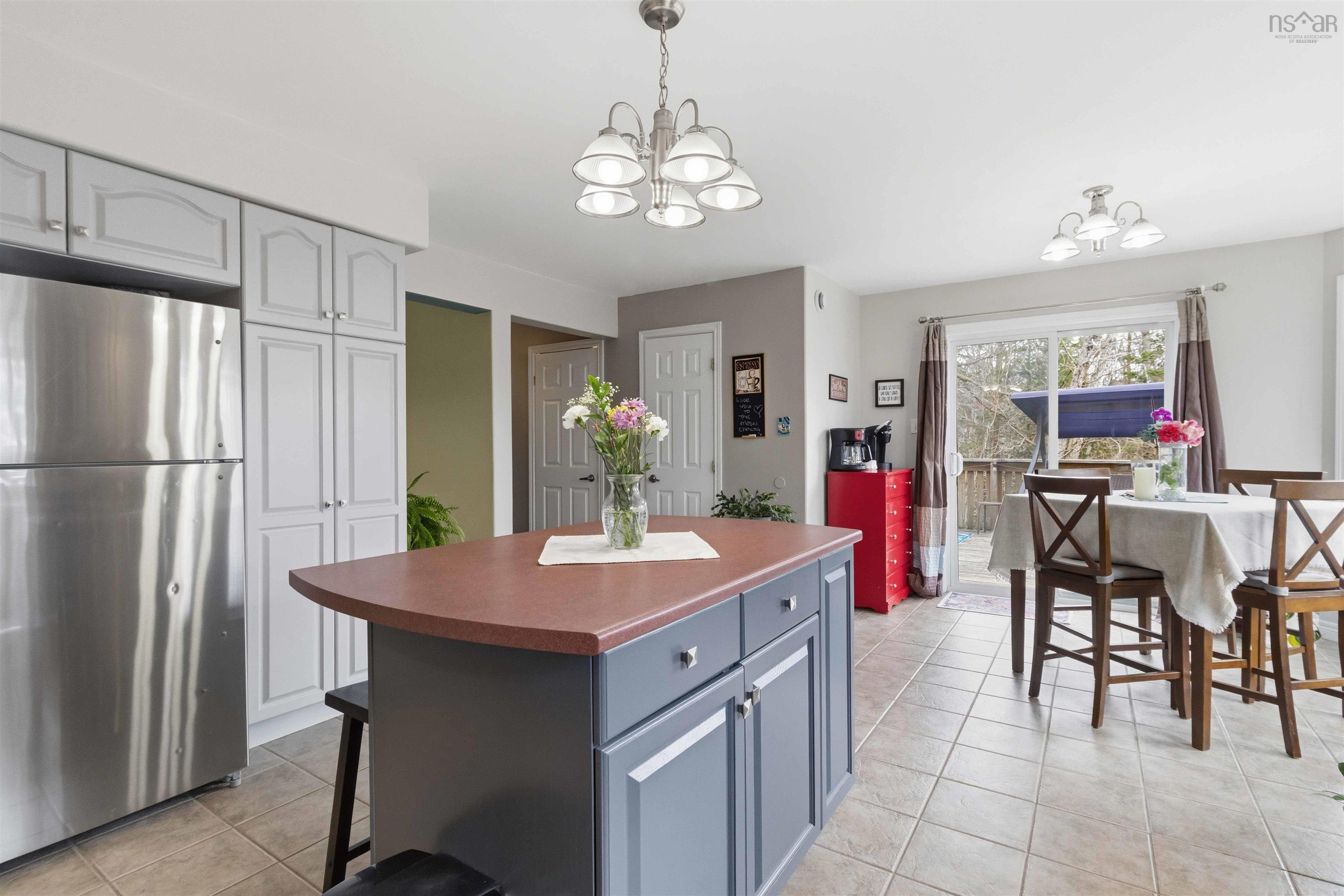 $574,900.00: 70 Hillside Avenue, Lower Sackville