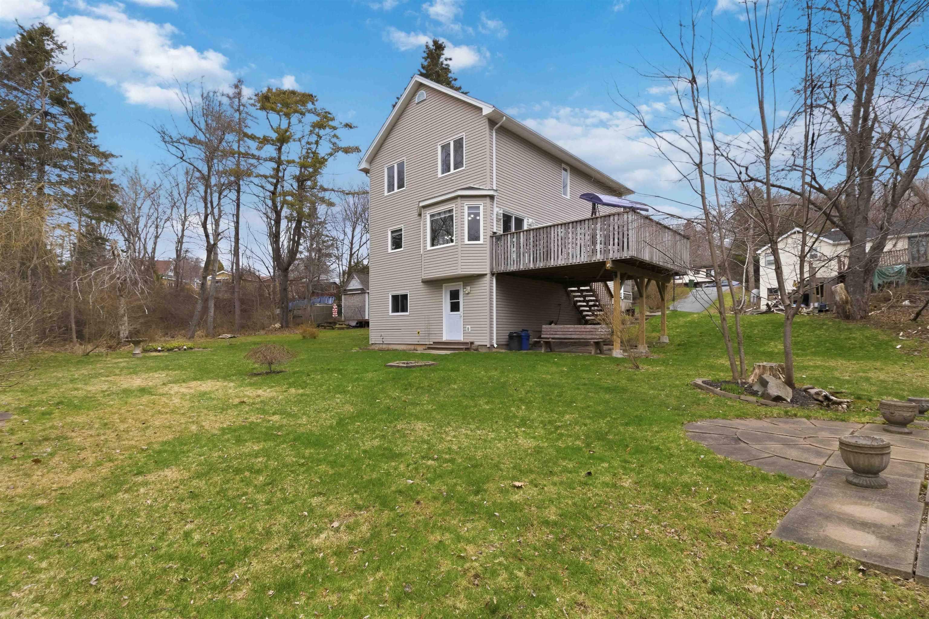 $574,900.00: 70 Hillside Avenue, Lower Sackville