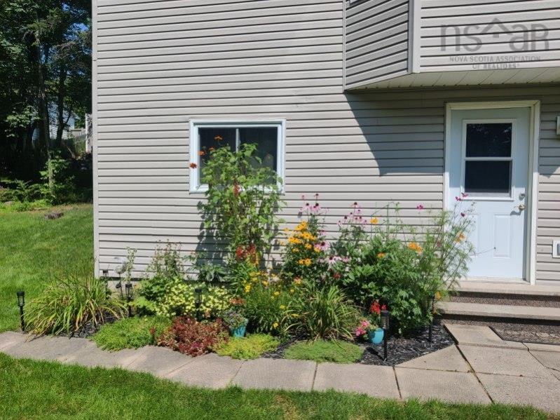 $574,900.00: 70 Hillside Avenue, Lower Sackville