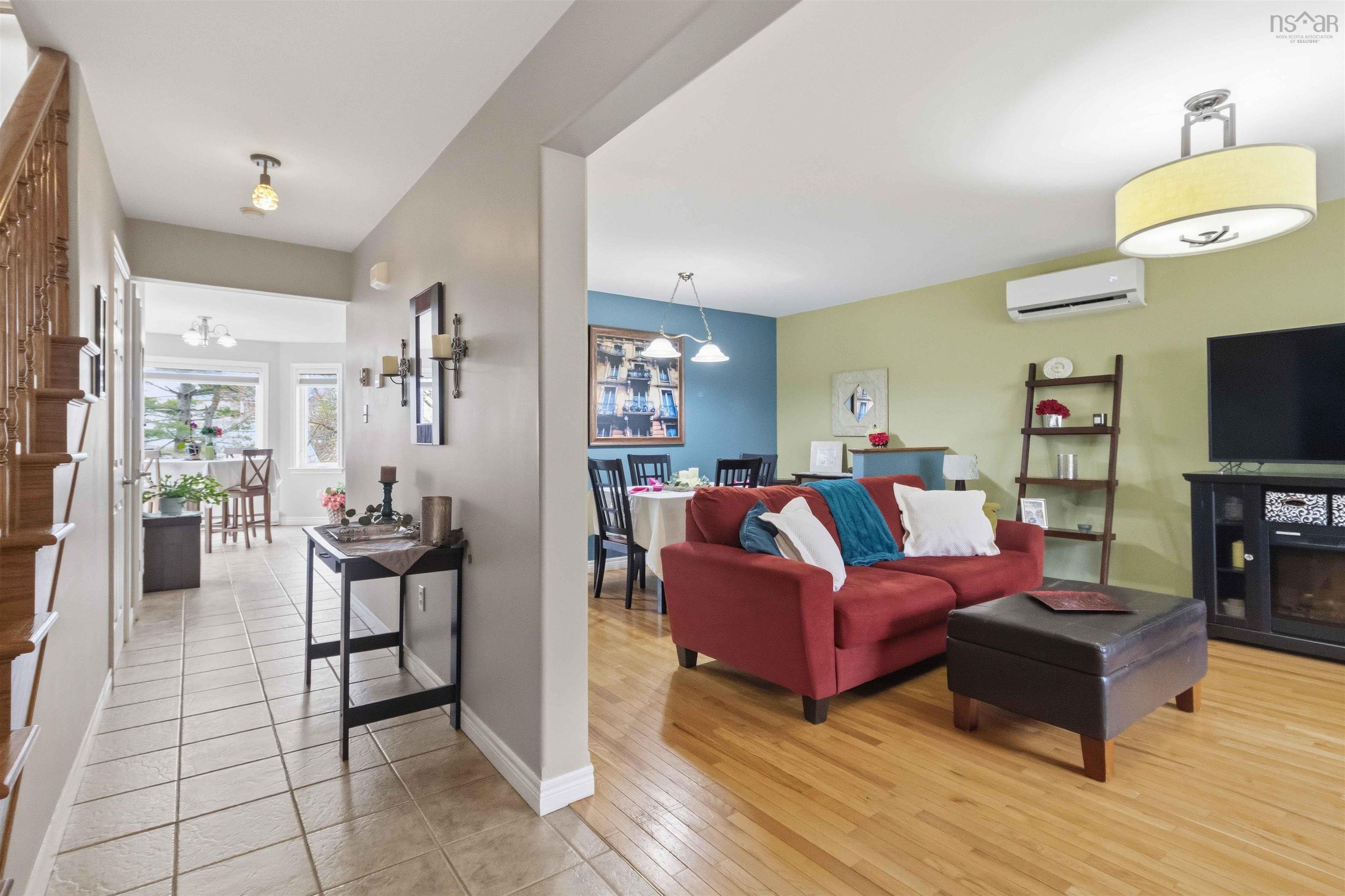 $574,900.00: 70 Hillside Avenue, Lower Sackville