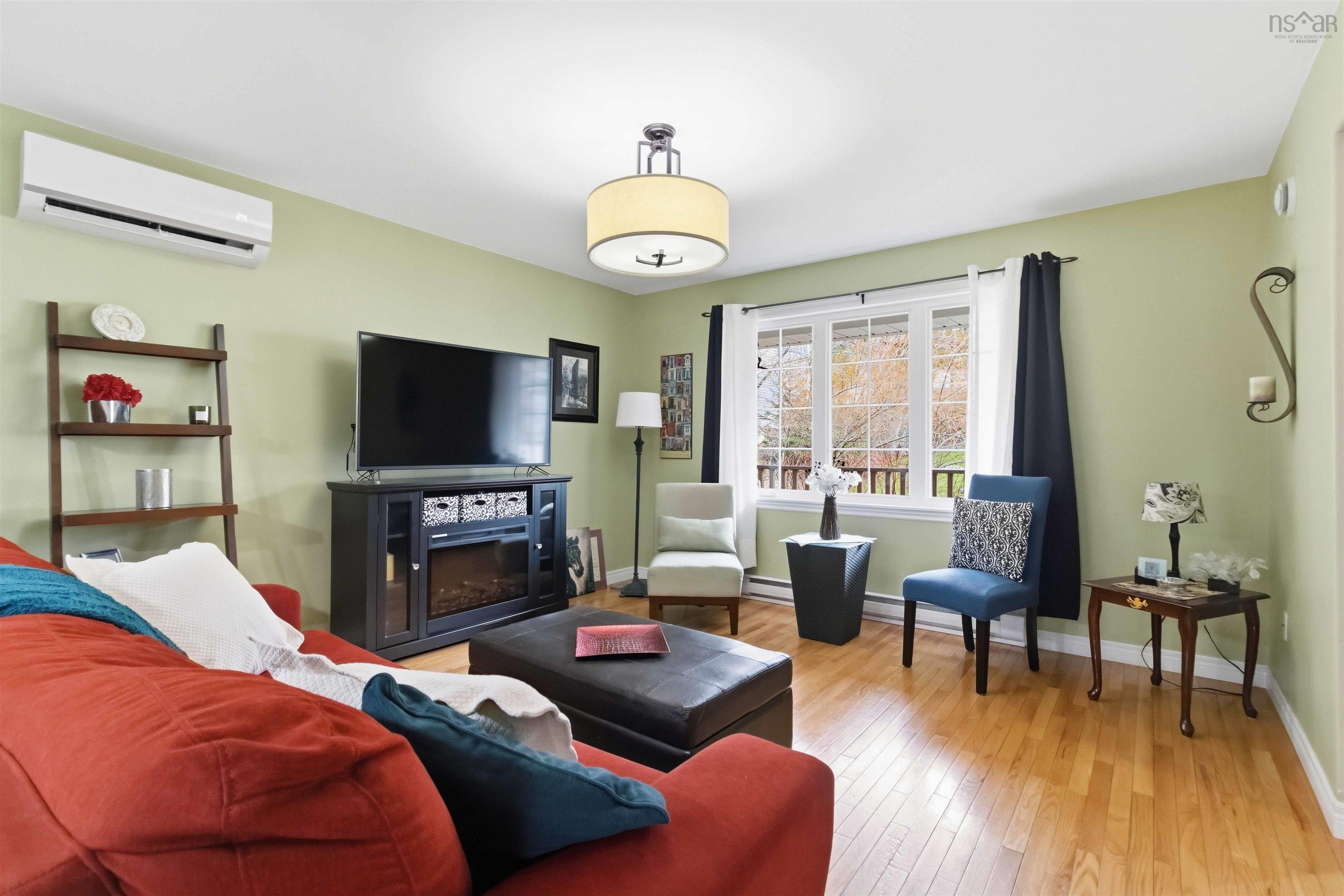 $574,900.00: 70 Hillside Avenue, Lower Sackville