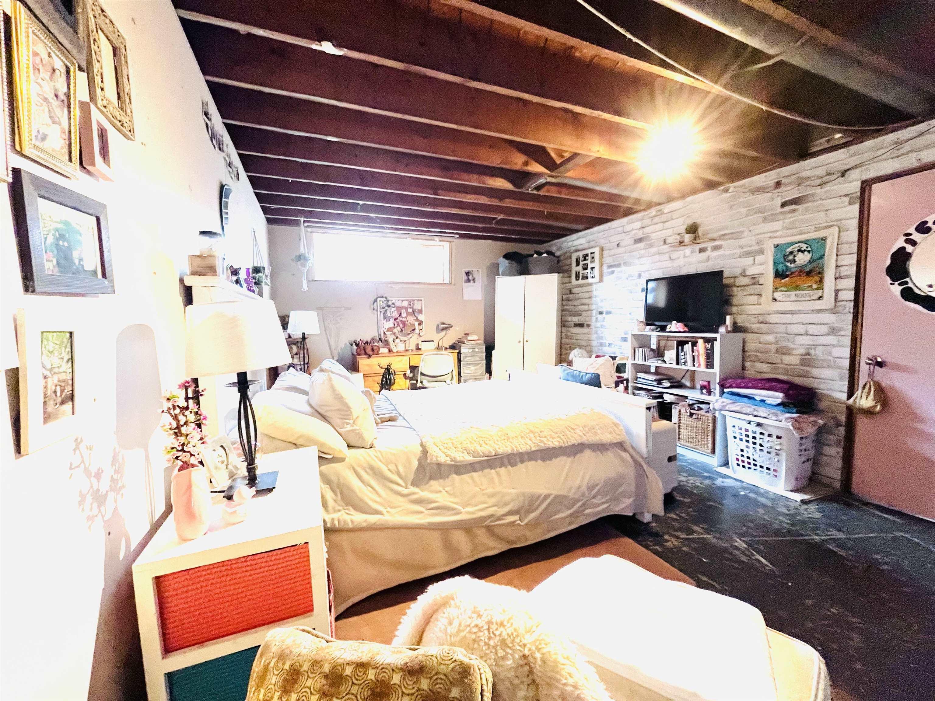 $599,900.00: A B 84 Williams Lake Road, Armdale