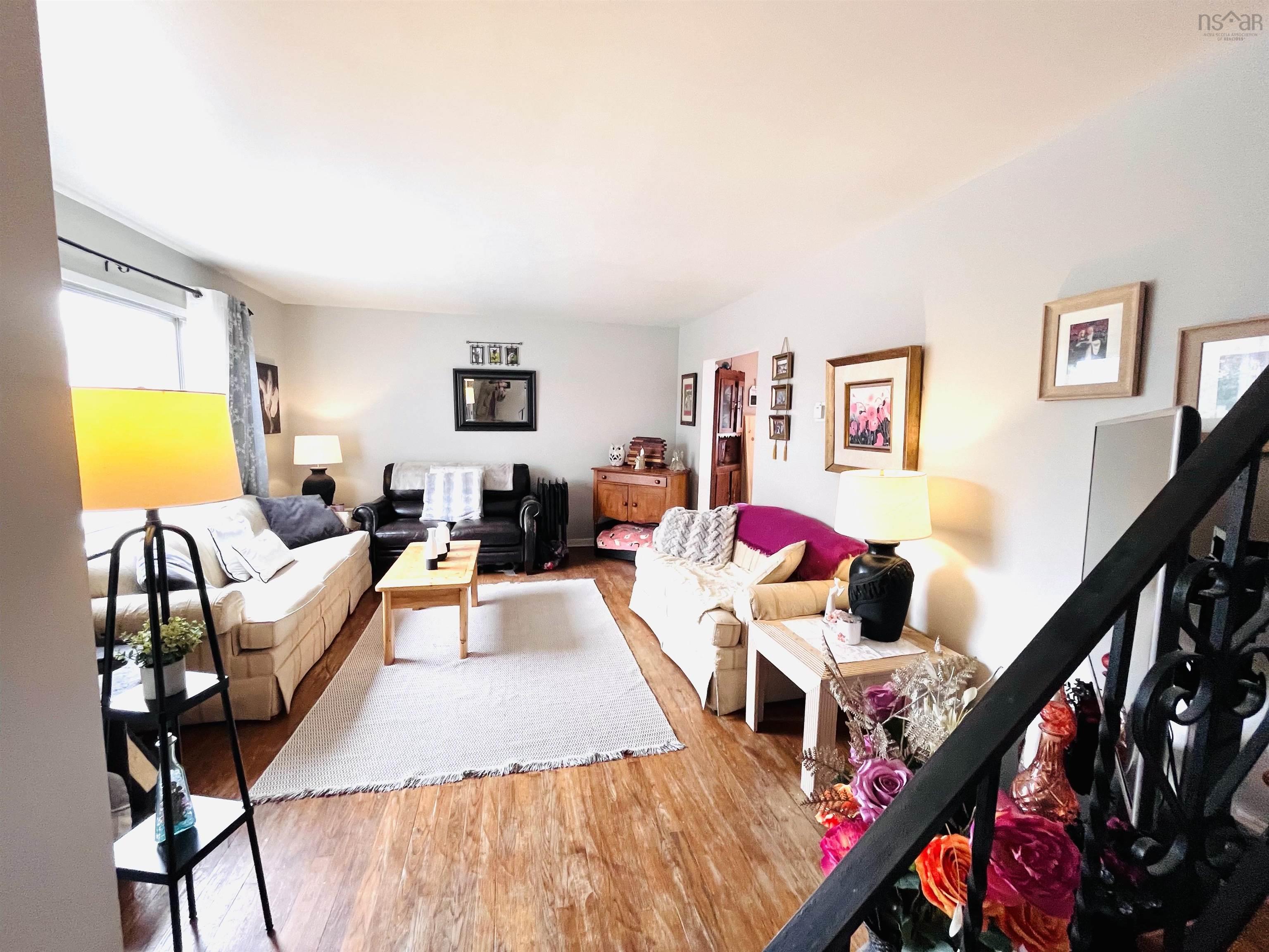 $599,900.00: A B 84 Williams Lake Road, Armdale