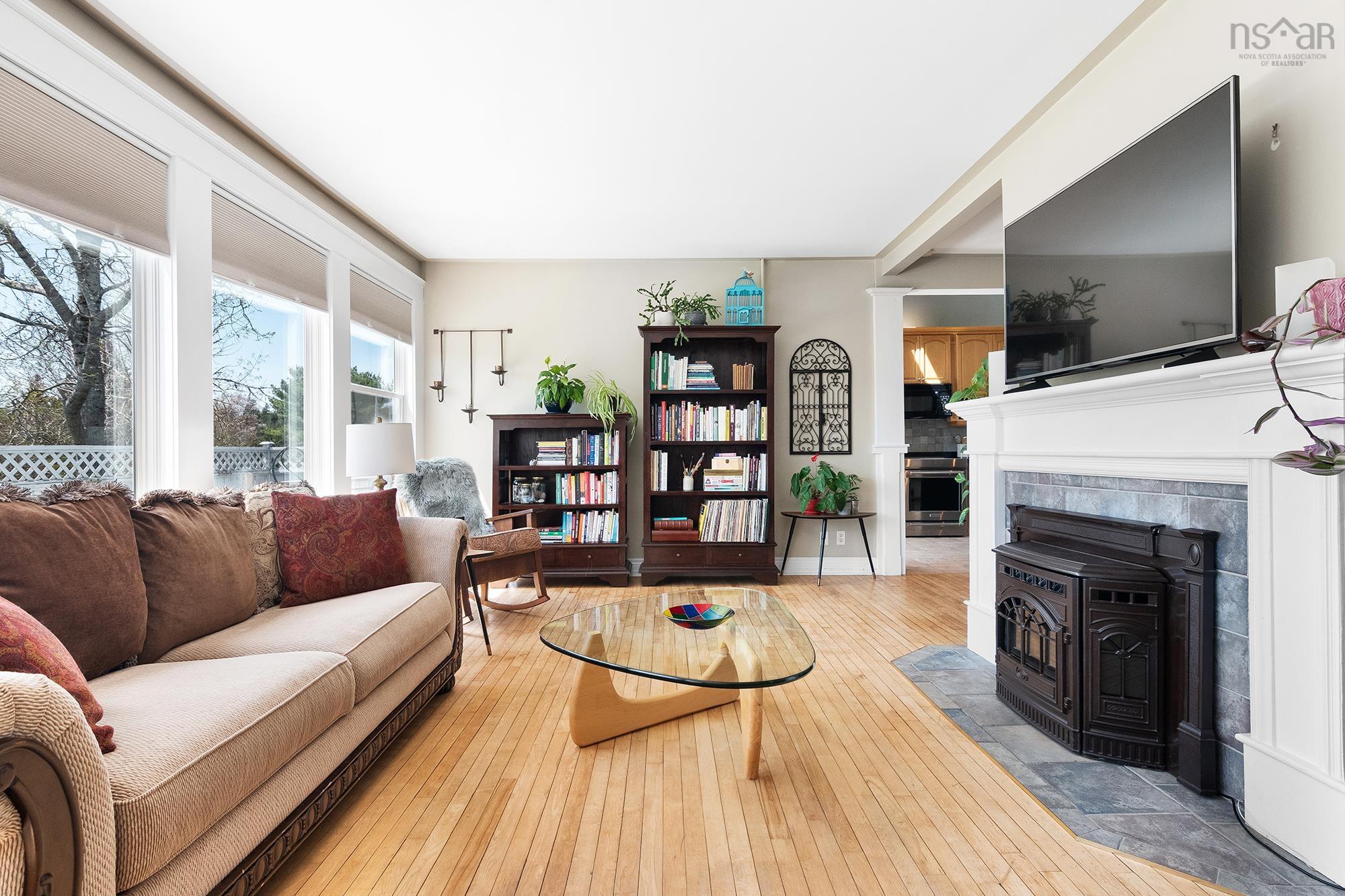 $659,000.00: 20 Indian Point Road, Glen Haven