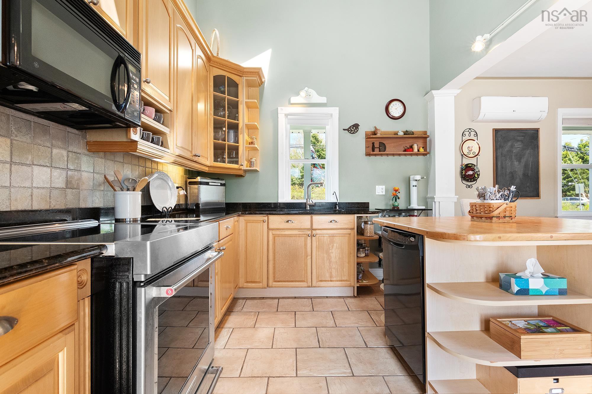 $659,000.00: 20 Indian Point Road, Glen Haven