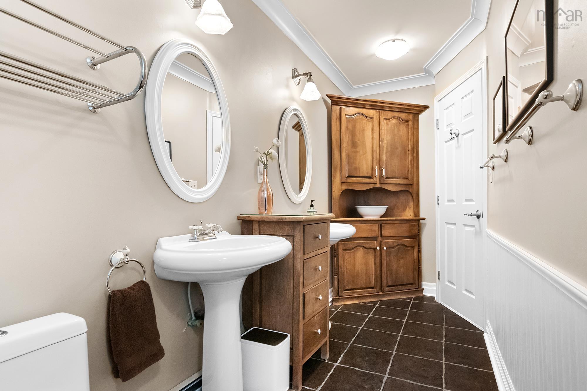 $659,000.00: 20 Indian Point Road, Glen Haven