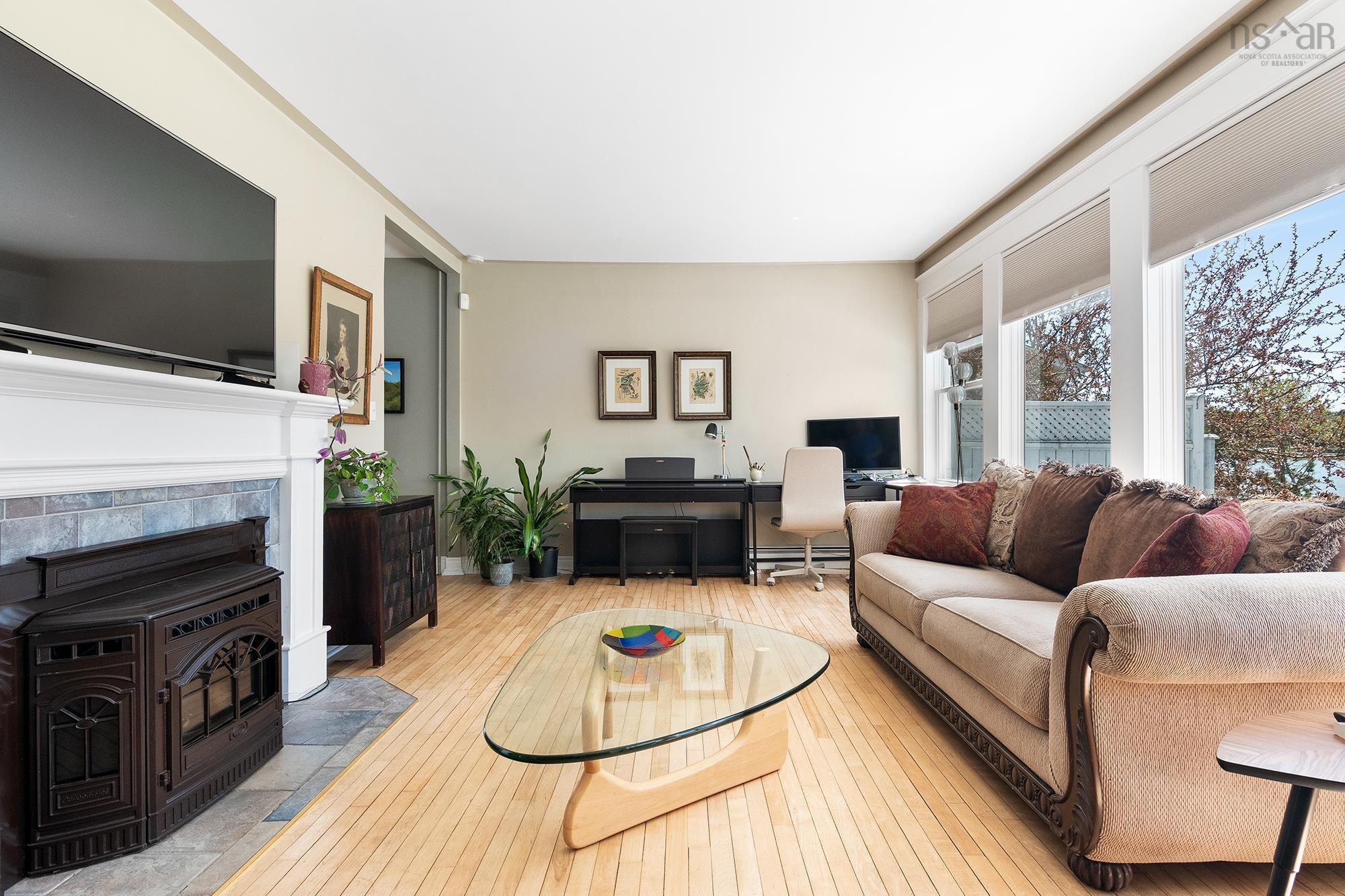 $659,000.00: 20 Indian Point Road, Glen Haven