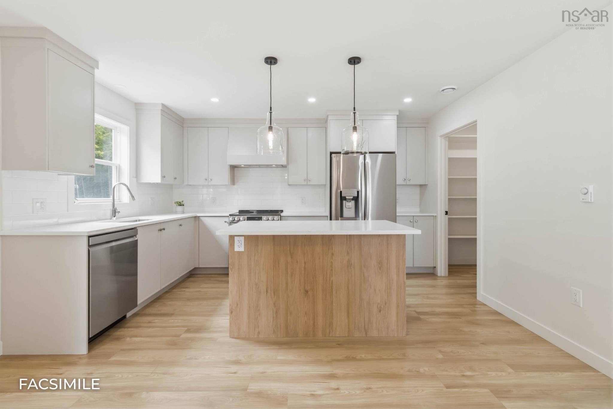 $699,900.00: PUN-68B 170 Puncheon Way, Bedford