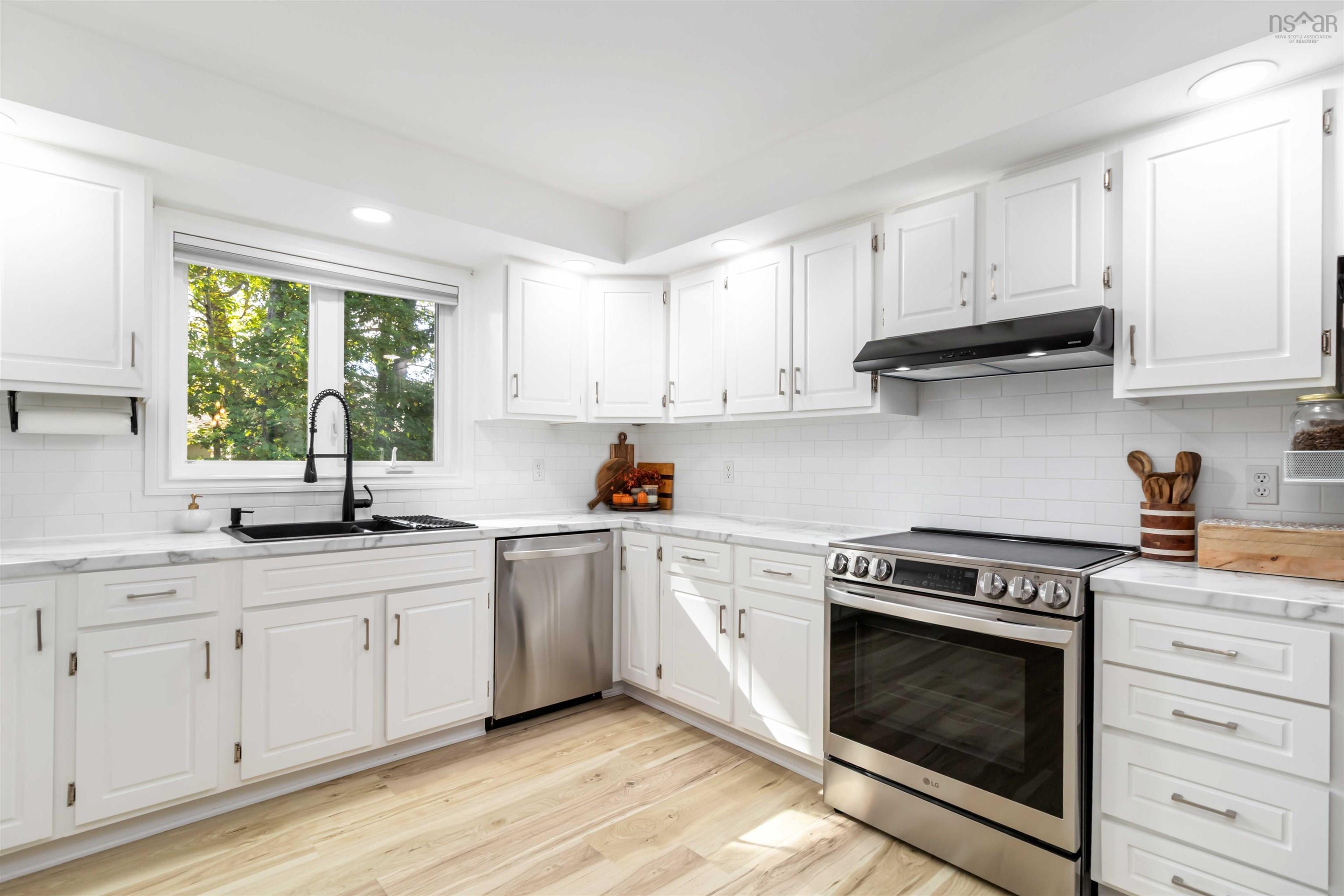 10 Rosewood Court, Bedford, NS (MLS 202608697)