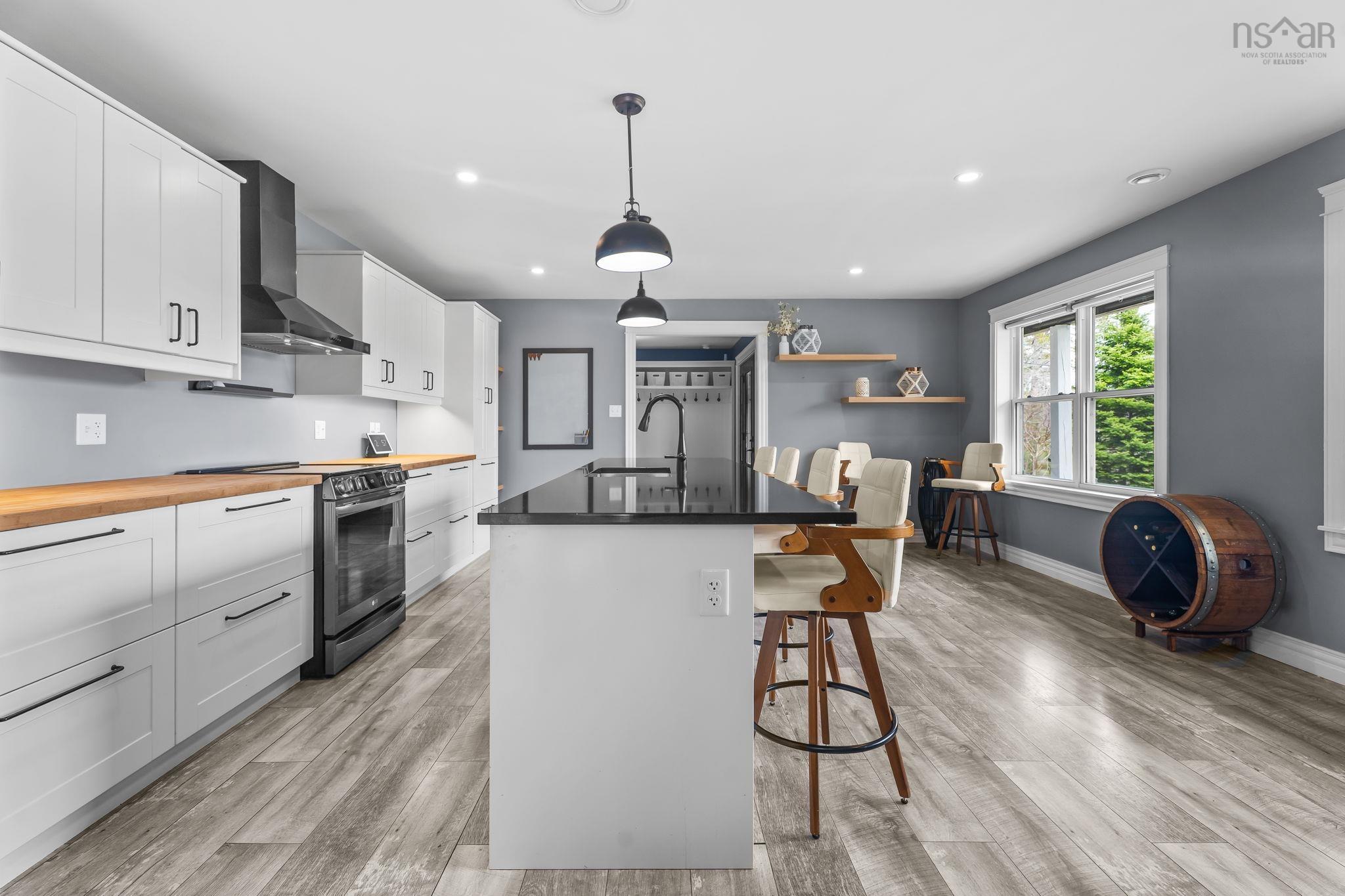 $765,000.00: 561 Hall Road, Millville