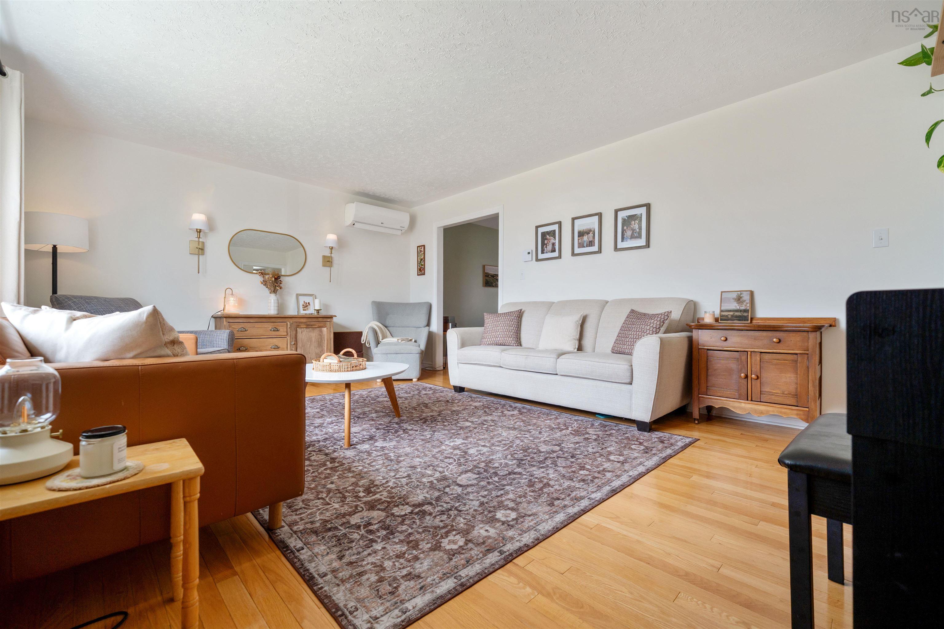 $432,500.00: 11 Andrews Court, Stellarton