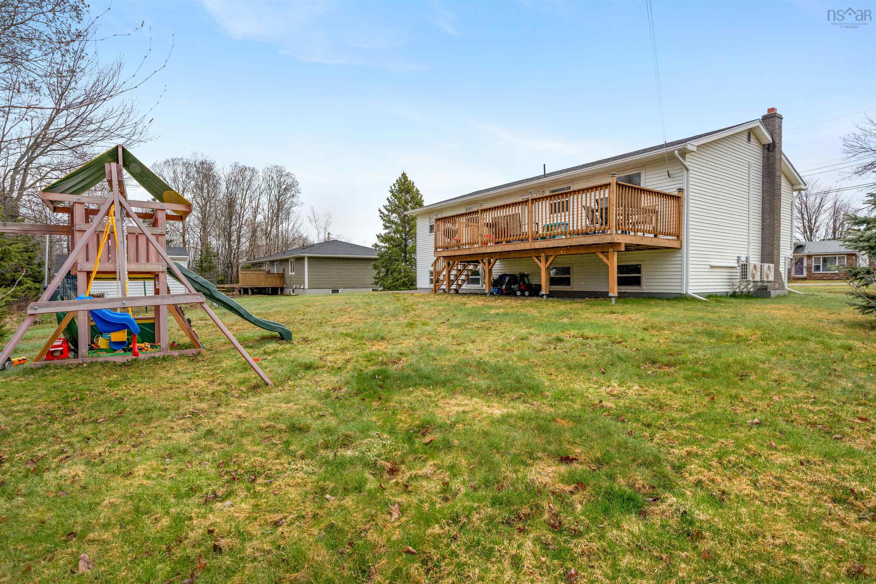 $432,500.00: 11 Andrews Court, Stellarton