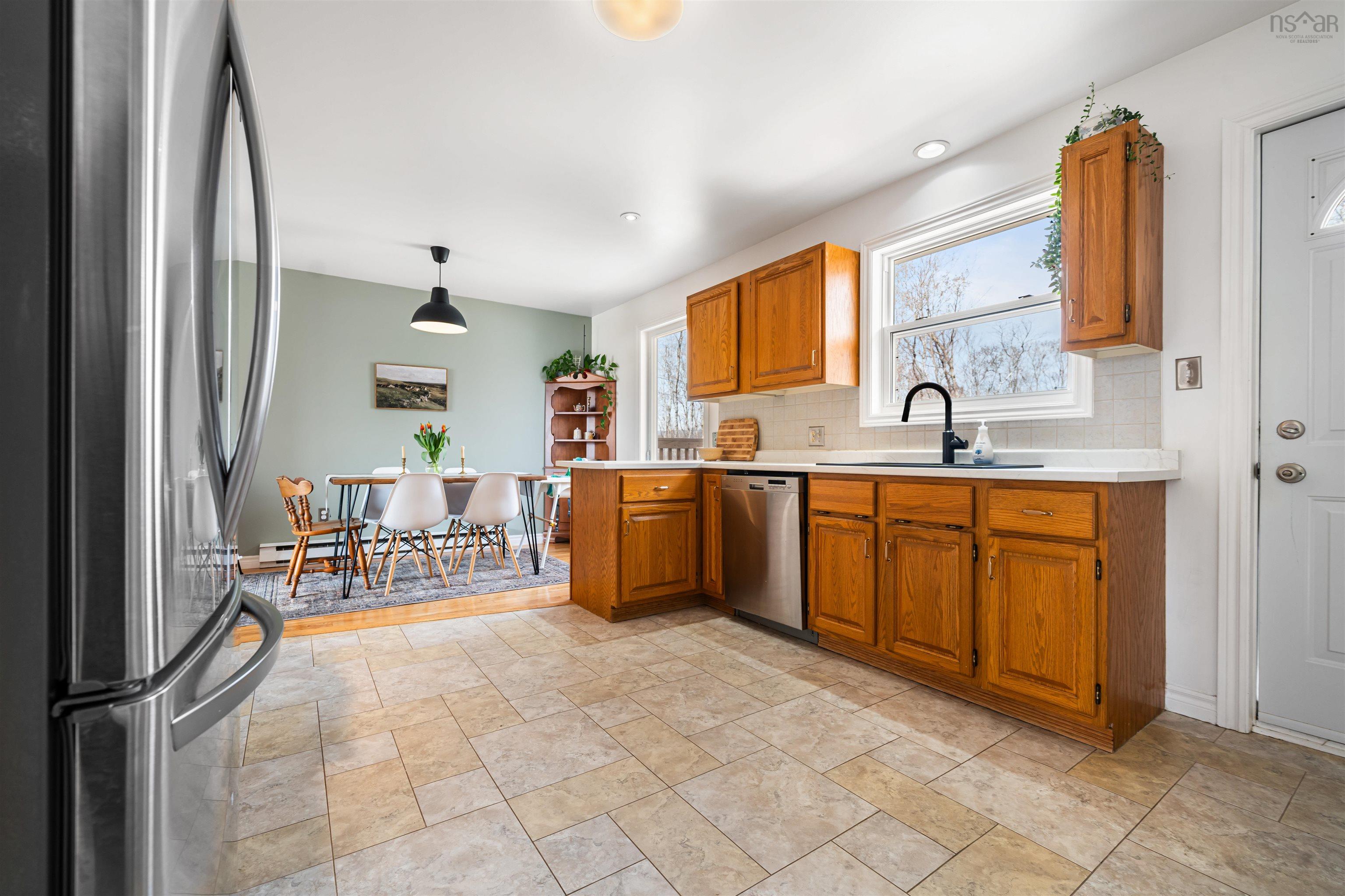 $432,500.00: 11 Andrews Court, Stellarton