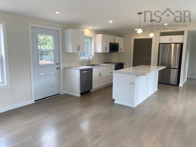 $389,900.00: 1122 Lake Egmont Road, Lake Egmont