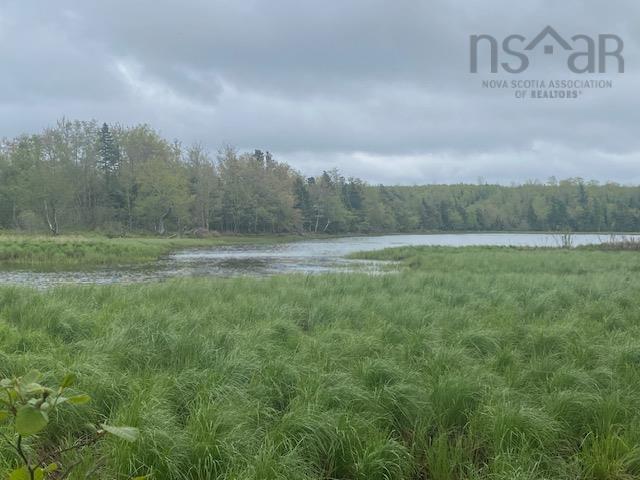 $389,900.00: 1122 Lake Egmont Road, Lake Egmont