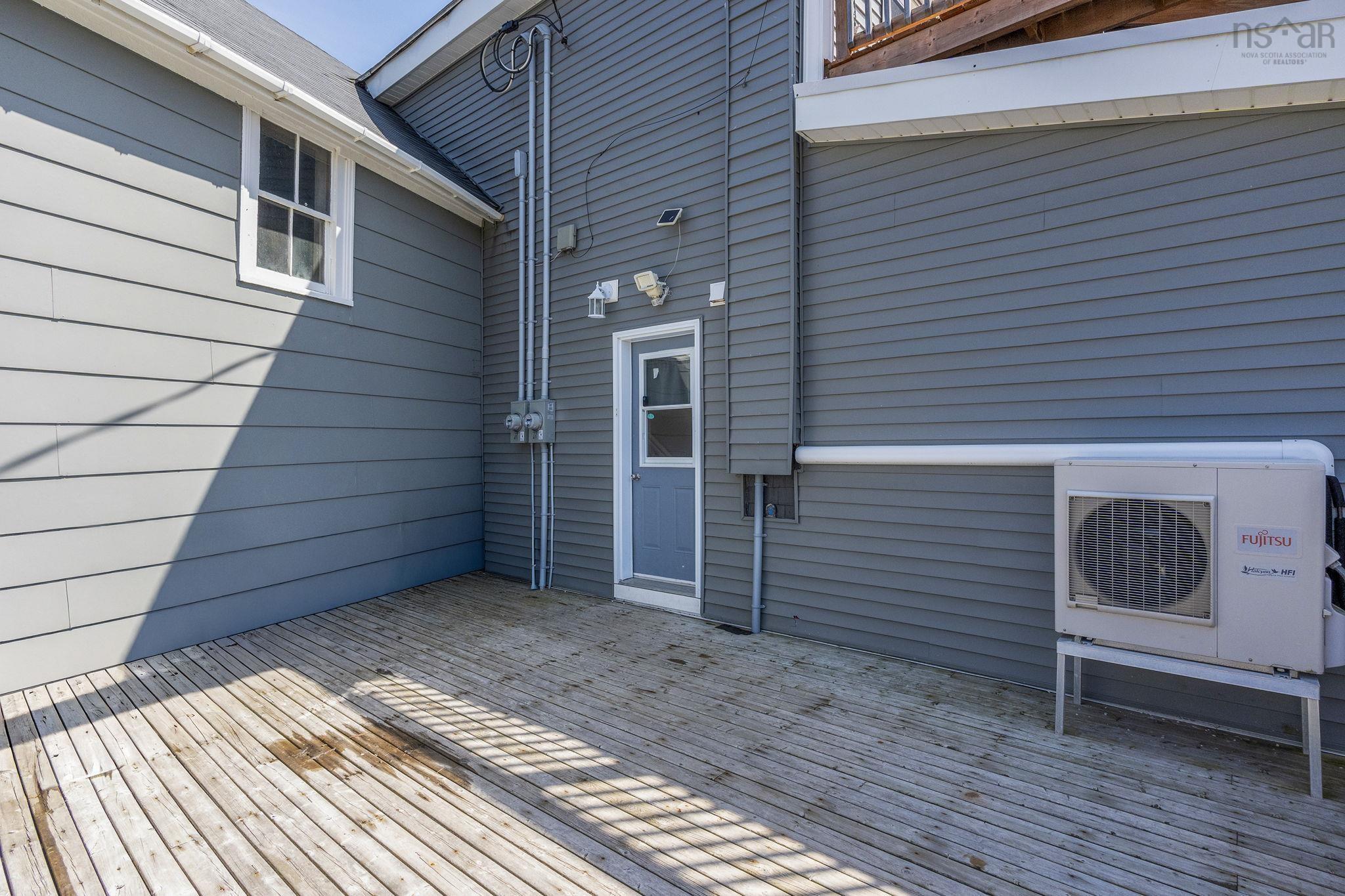 $299,000.00: 1987 Highway 359 Highway, Centreville