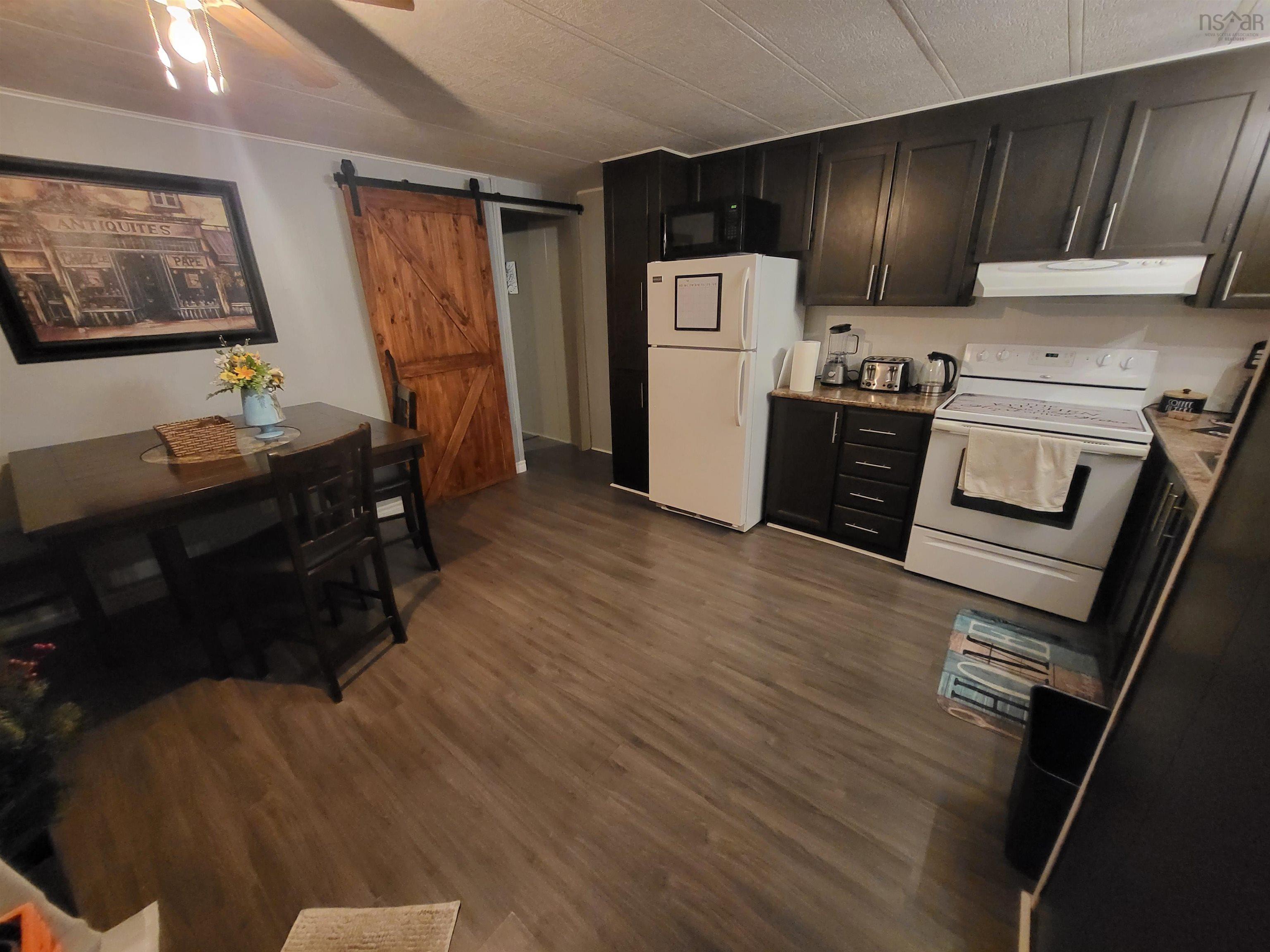 $159,900.00: 3739 New Waterford Highway, New Victoria