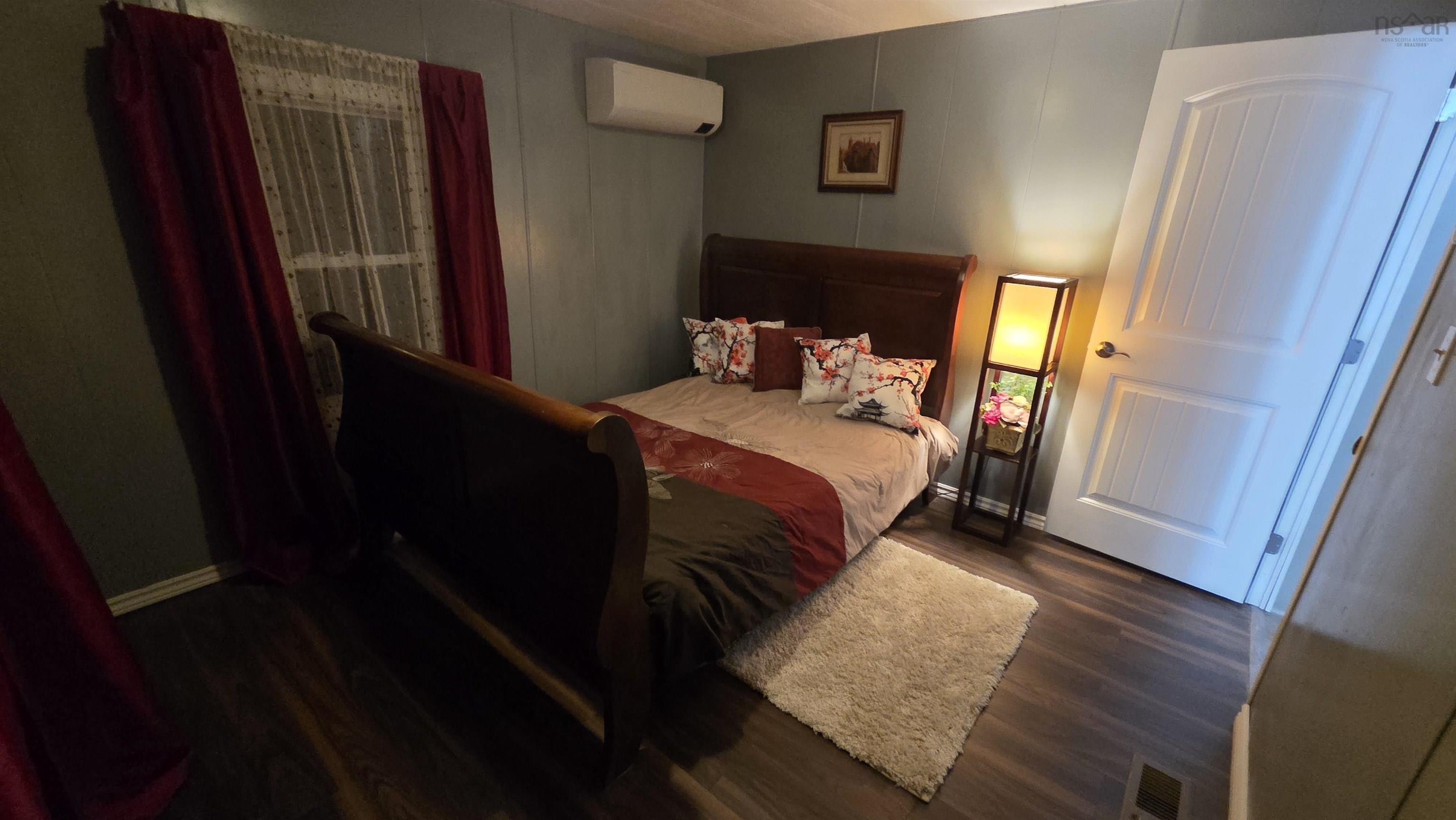 $159,900.00: 3739 New Waterford Highway, New Victoria