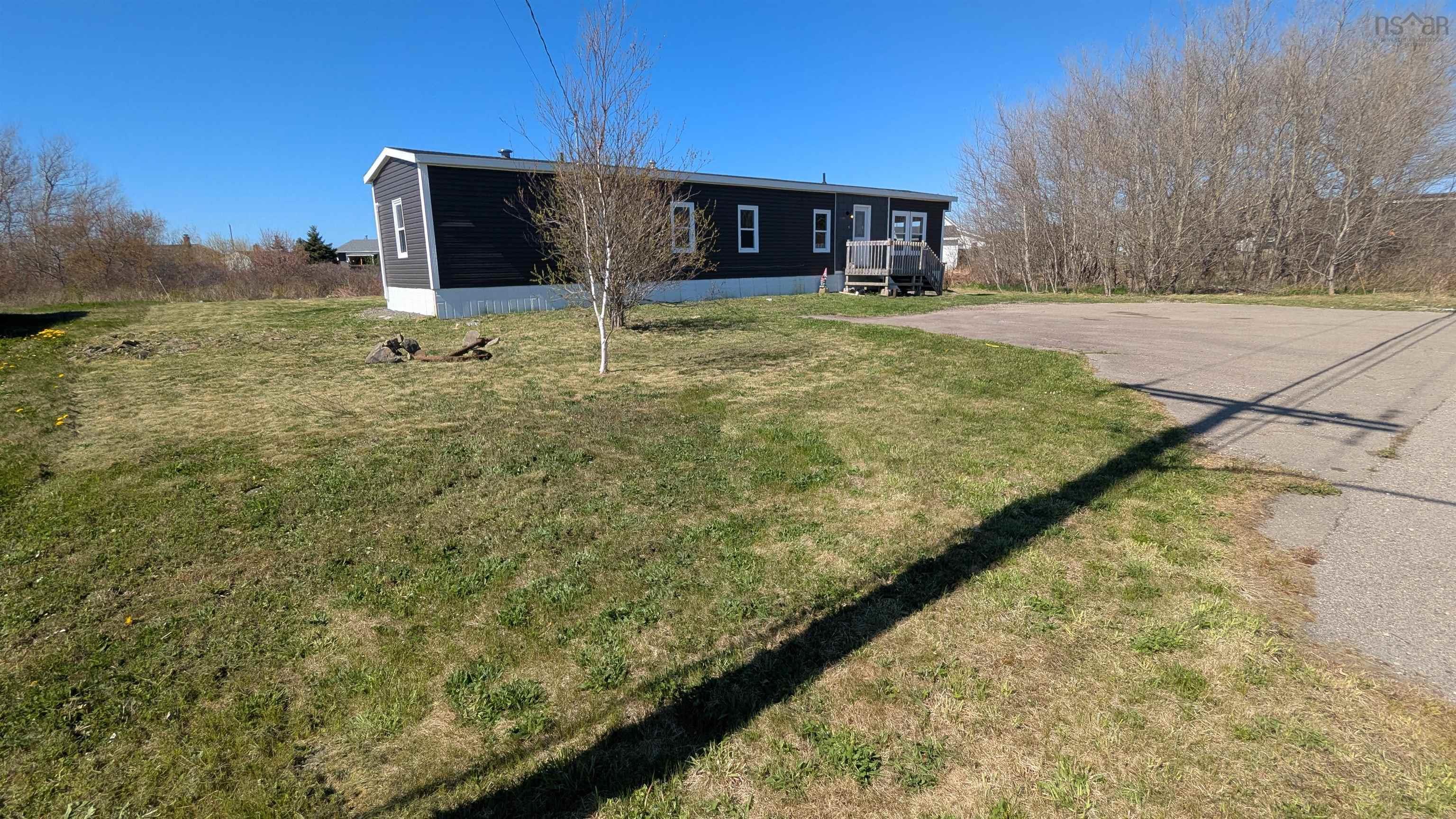 $159,900.00: 3739 New Waterford Highway, New Victoria