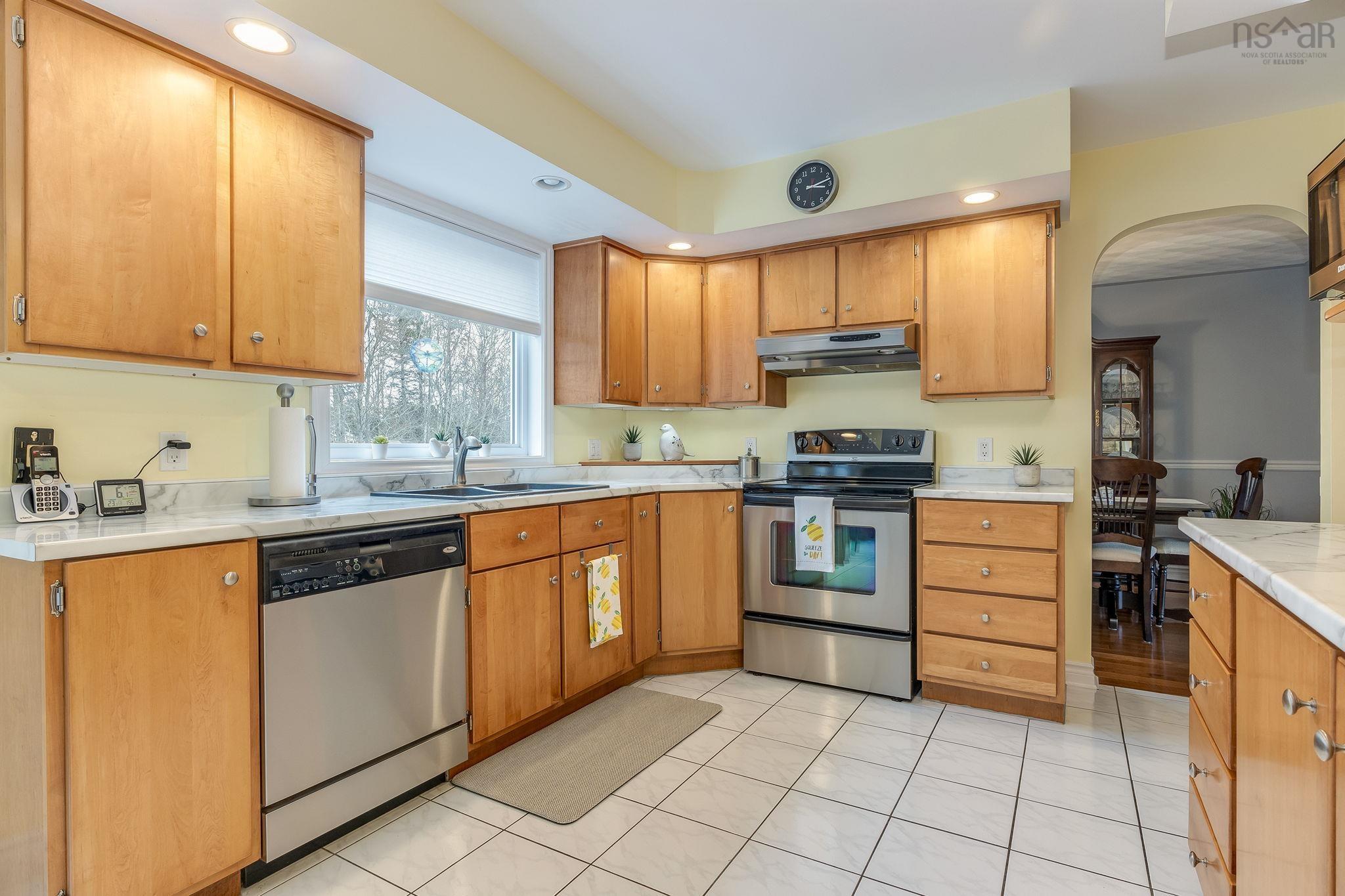 10 Abbey Dale Court, Lower Sackville, NS (MLS 202608725)