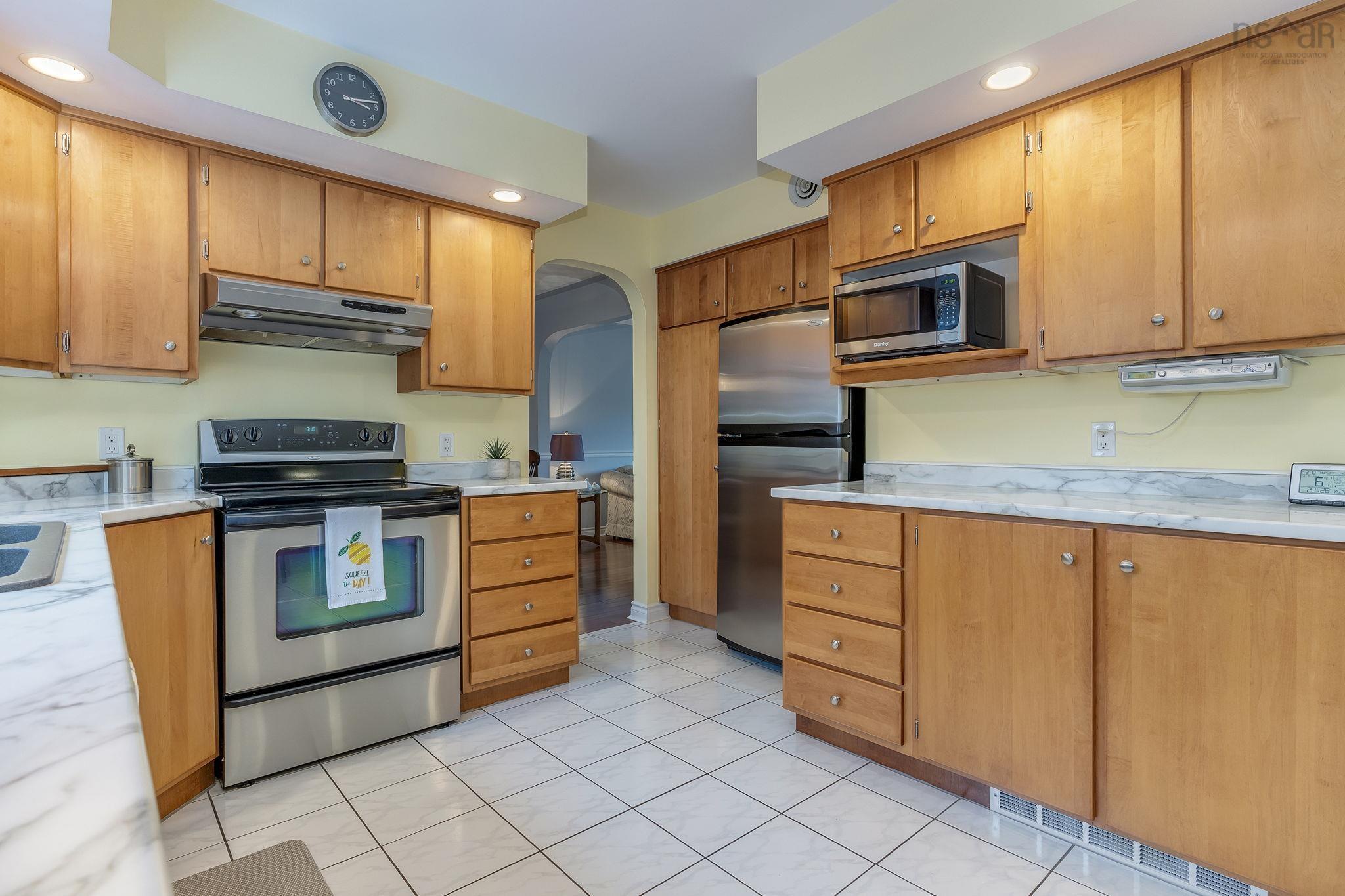 10 Abbey Dale Court, Lower Sackville, NS (MLS 202608725)