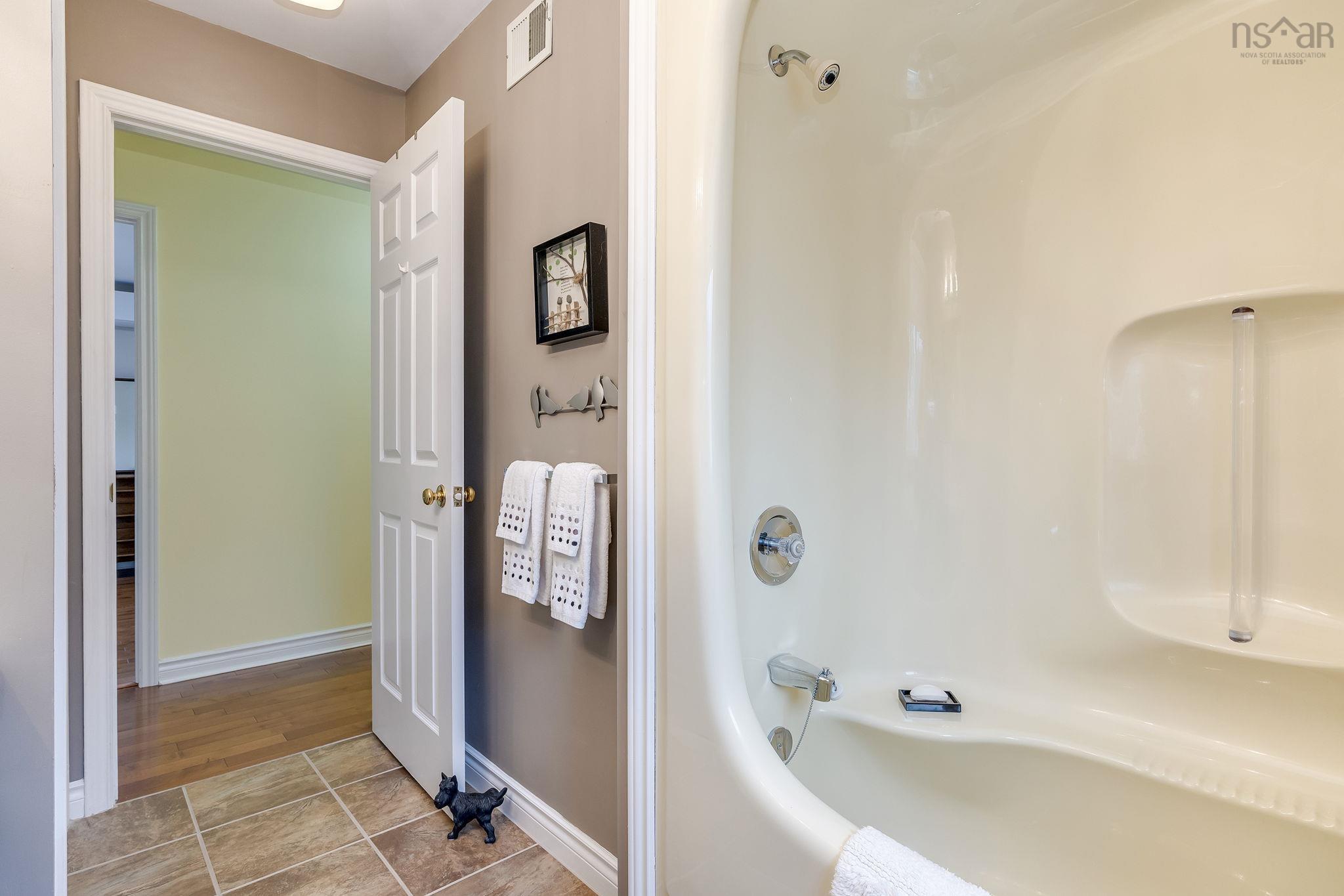 10 Abbey Dale Court, Lower Sackville, NS (MLS 202608725)