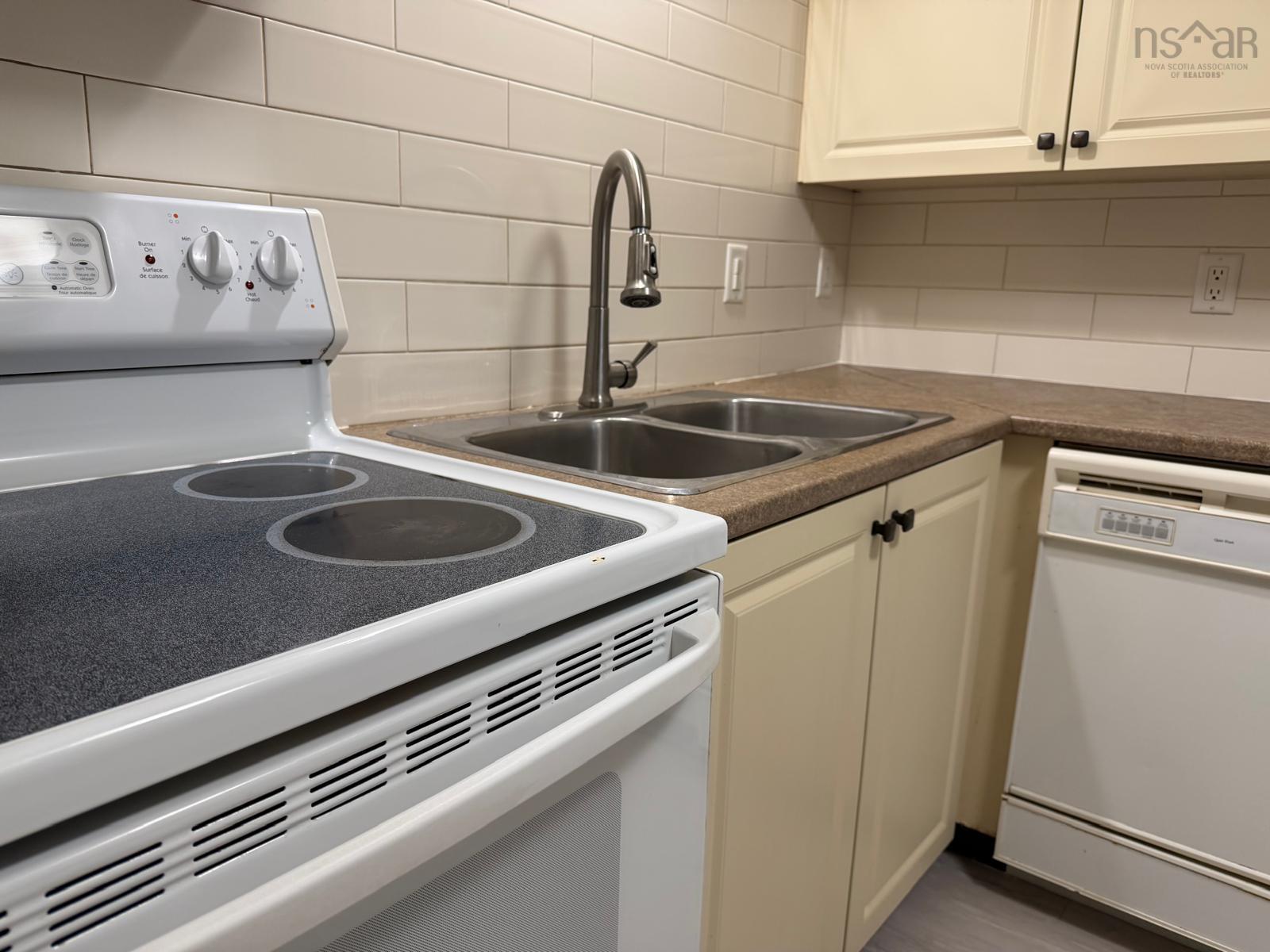 708 61 Nelsons Landing Boulevard, Bedford, NS (MLS 202608753)