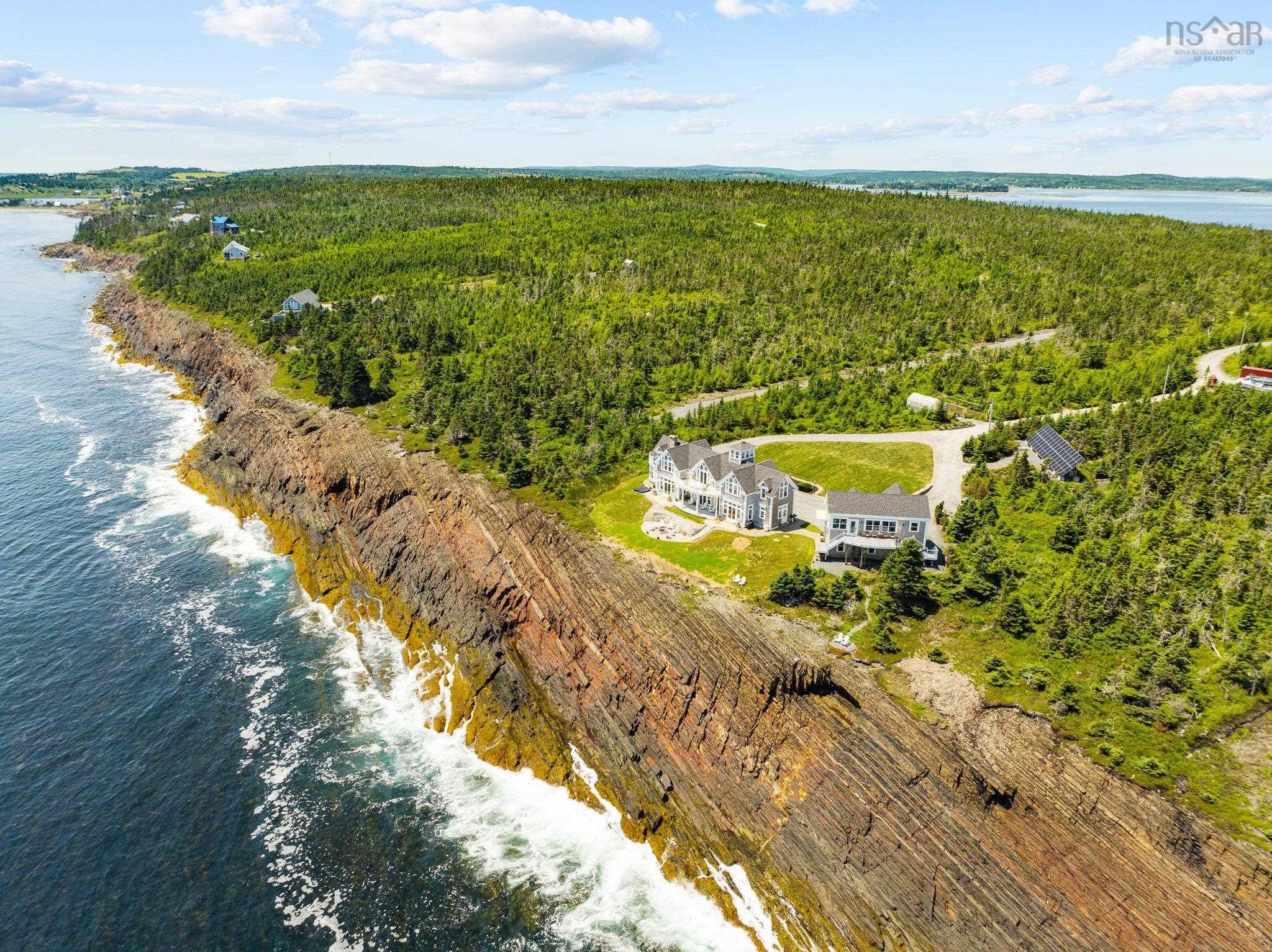 $2,900,000.00: 368 Middle Road, Kingsburg