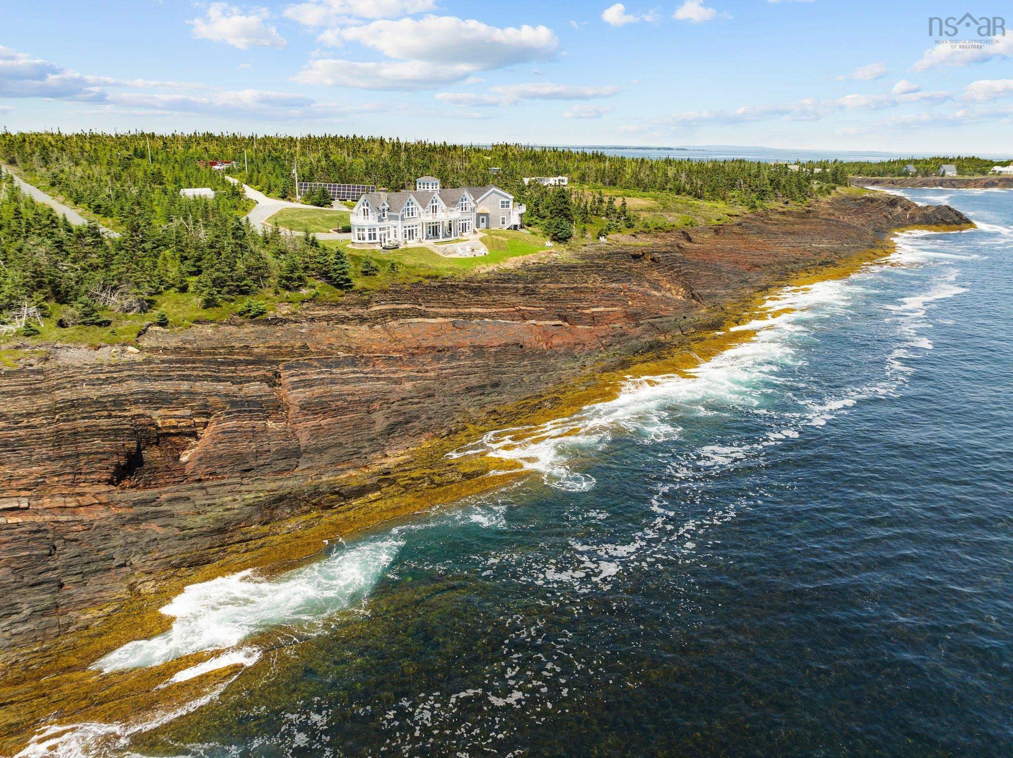 $2,900,000.00: 368 Middle Road, Kingsburg